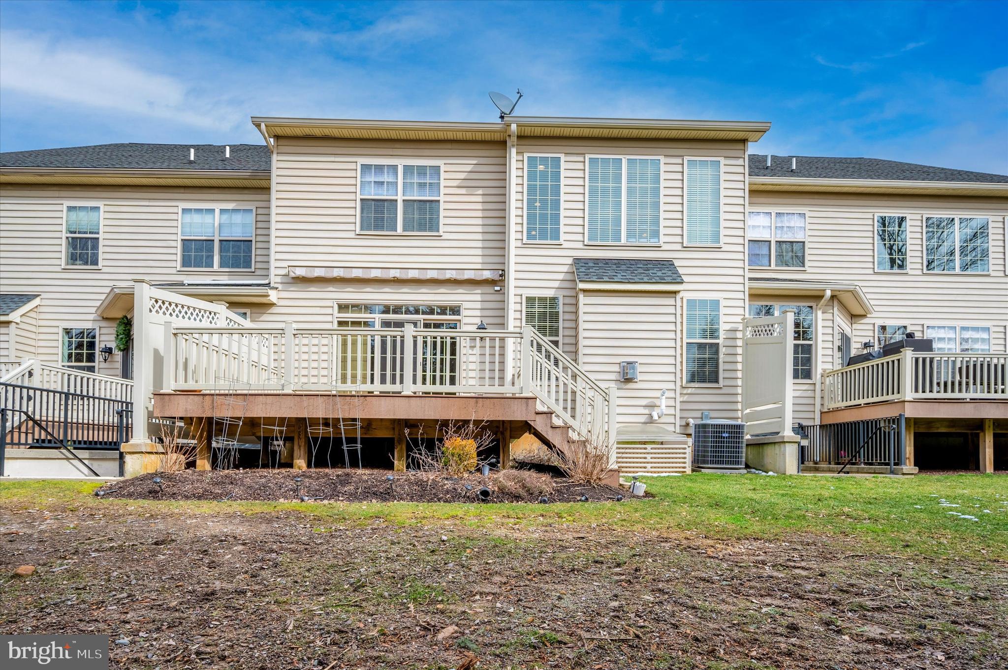 ST JAMES COURT - Residential