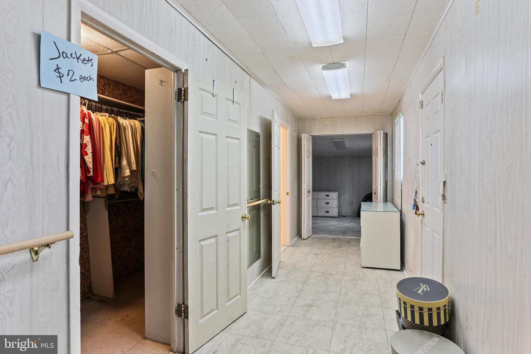 DUMBARTON MEADOWS - Residential