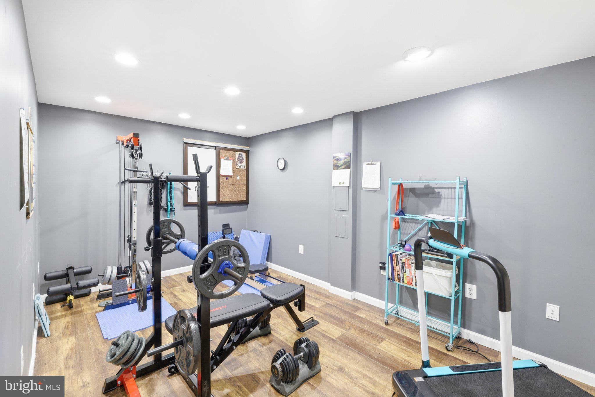 SEVEN TRAILS - Residential