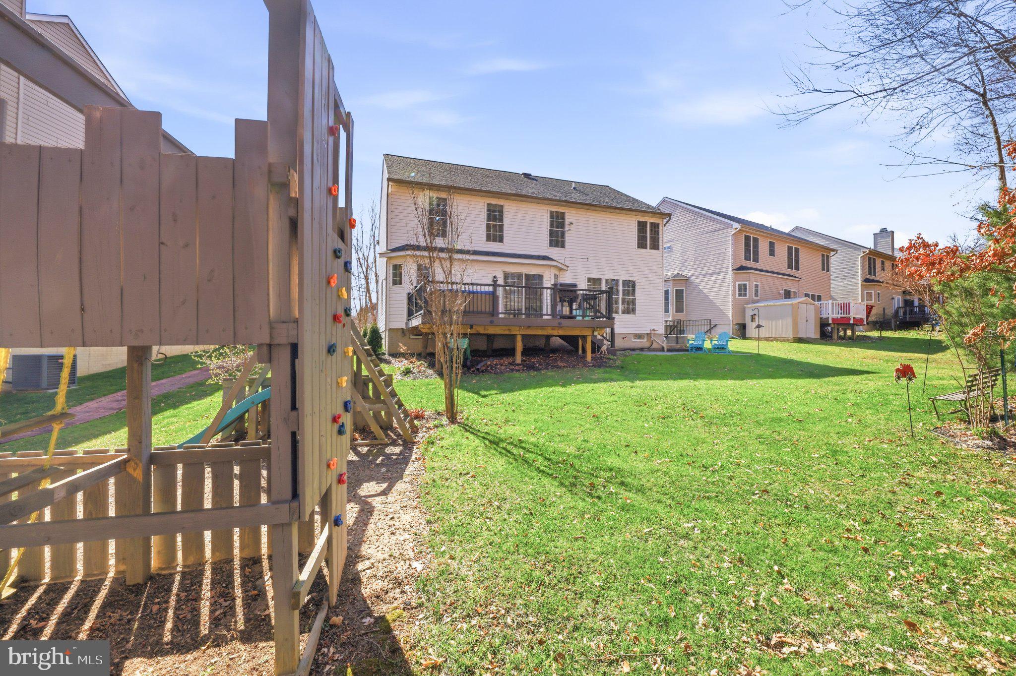 SEVEN TRAILS - Residential