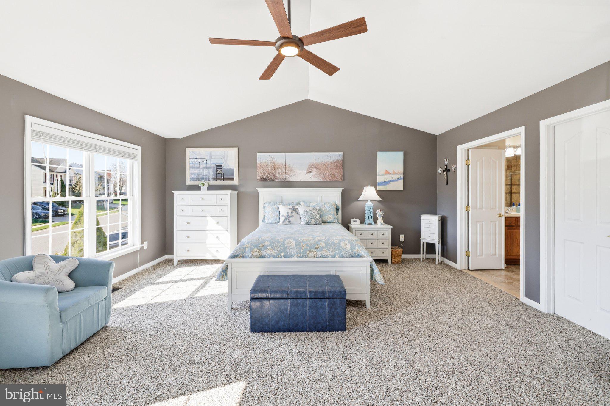 SEVEN TRAILS - Residential