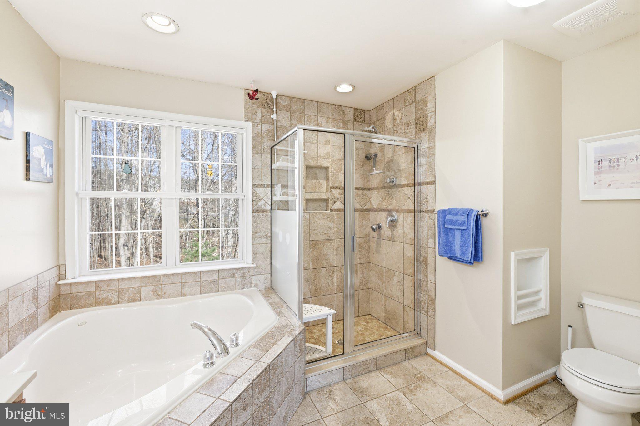 SEVEN TRAILS - Residential