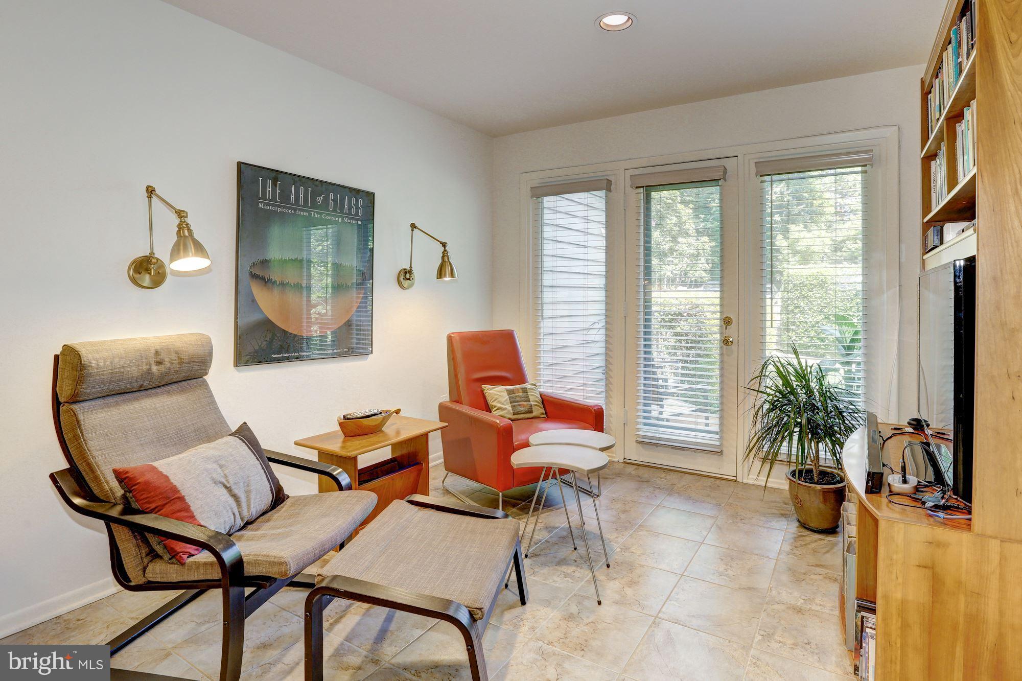 SCARBOROUGH - Residential