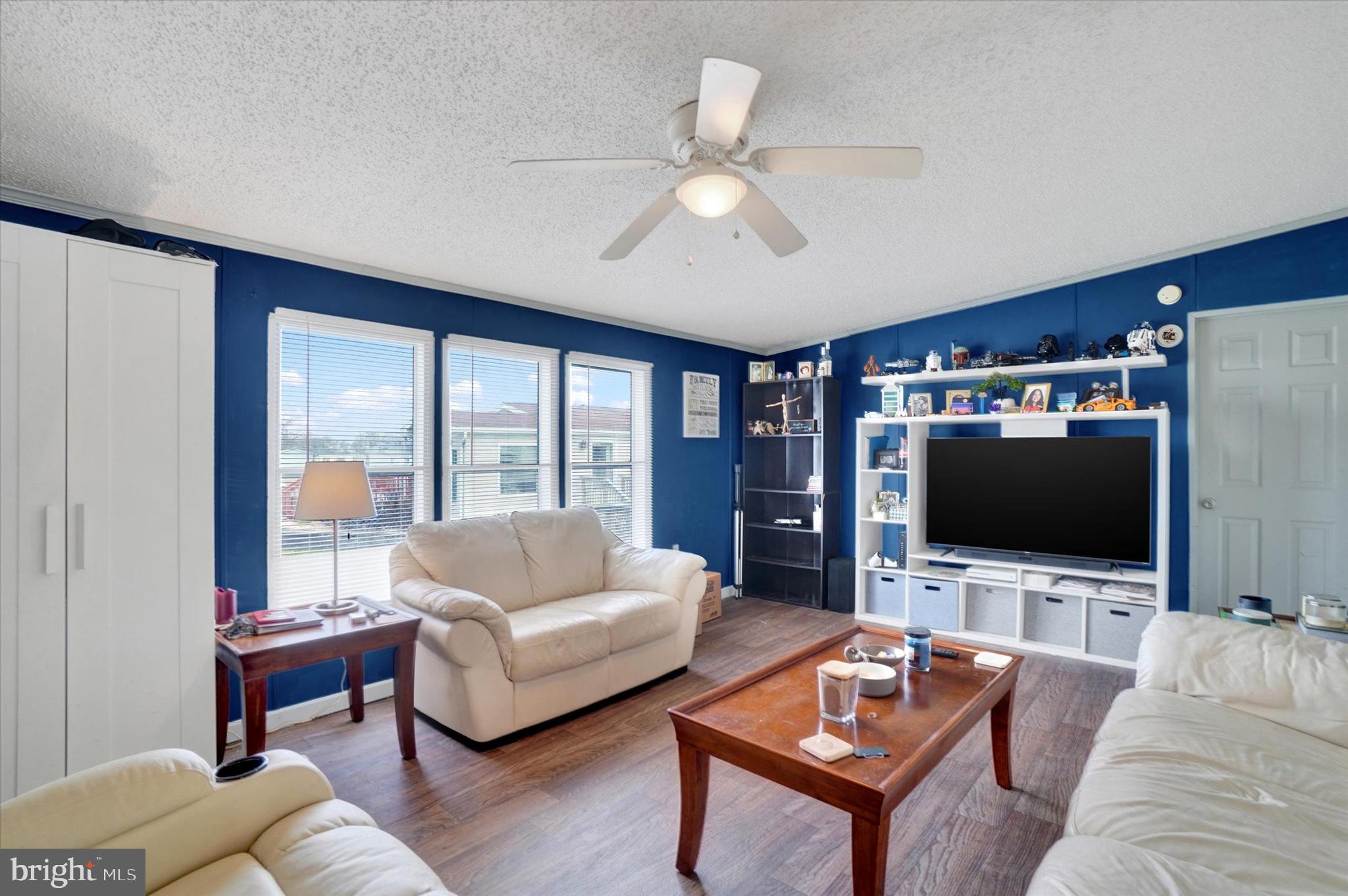 TALL OAK ESTATES - Residential