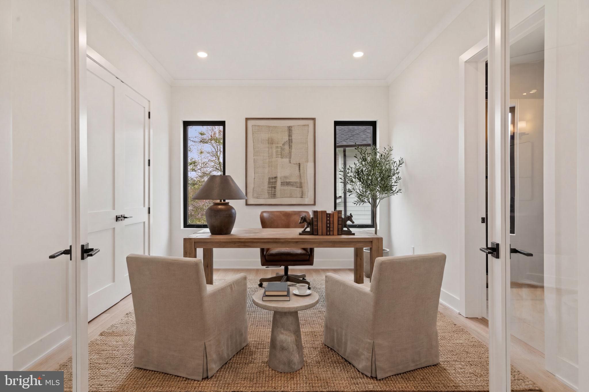 VIENNA WOODS - Residential