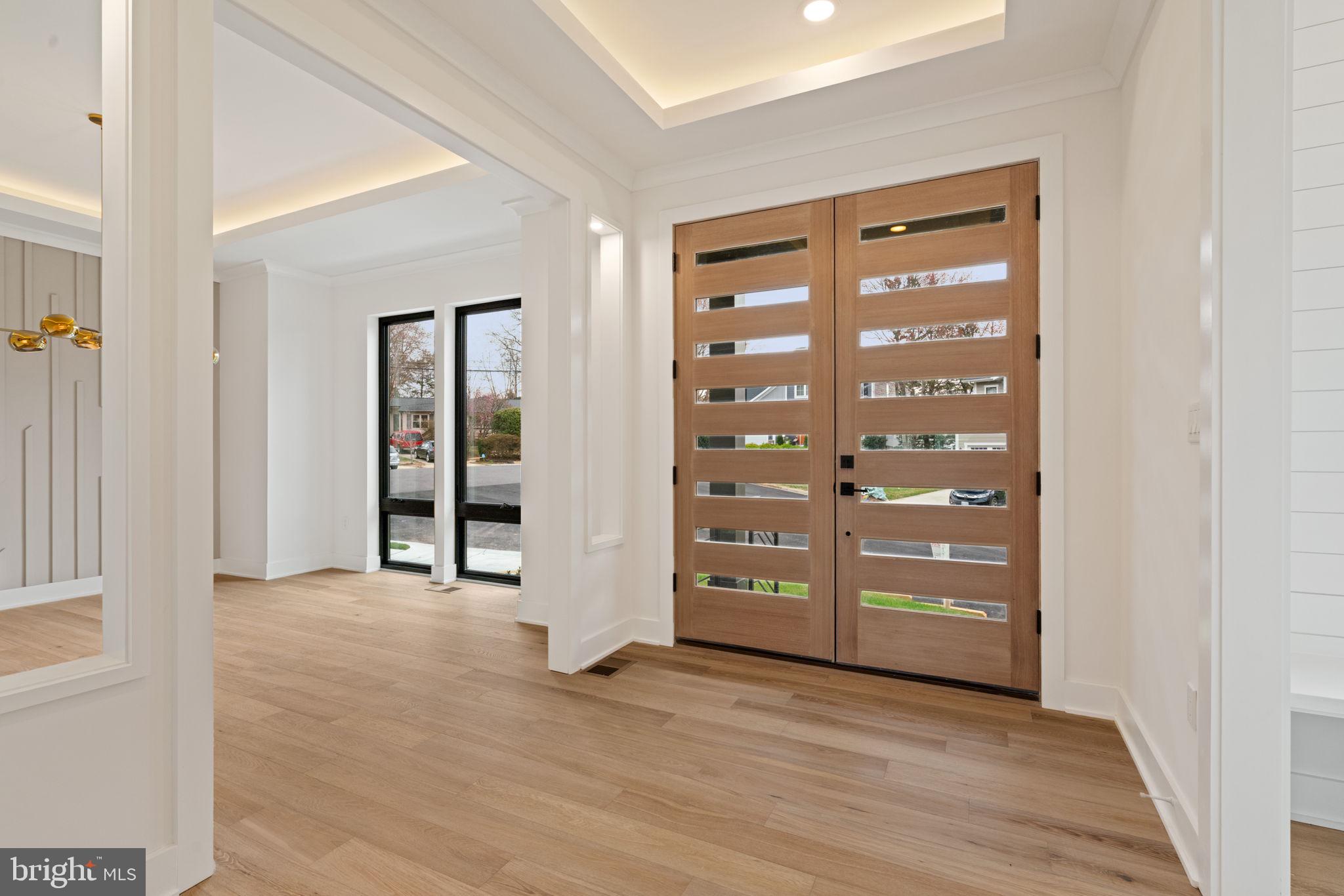 VIENNA WOODS - Residential