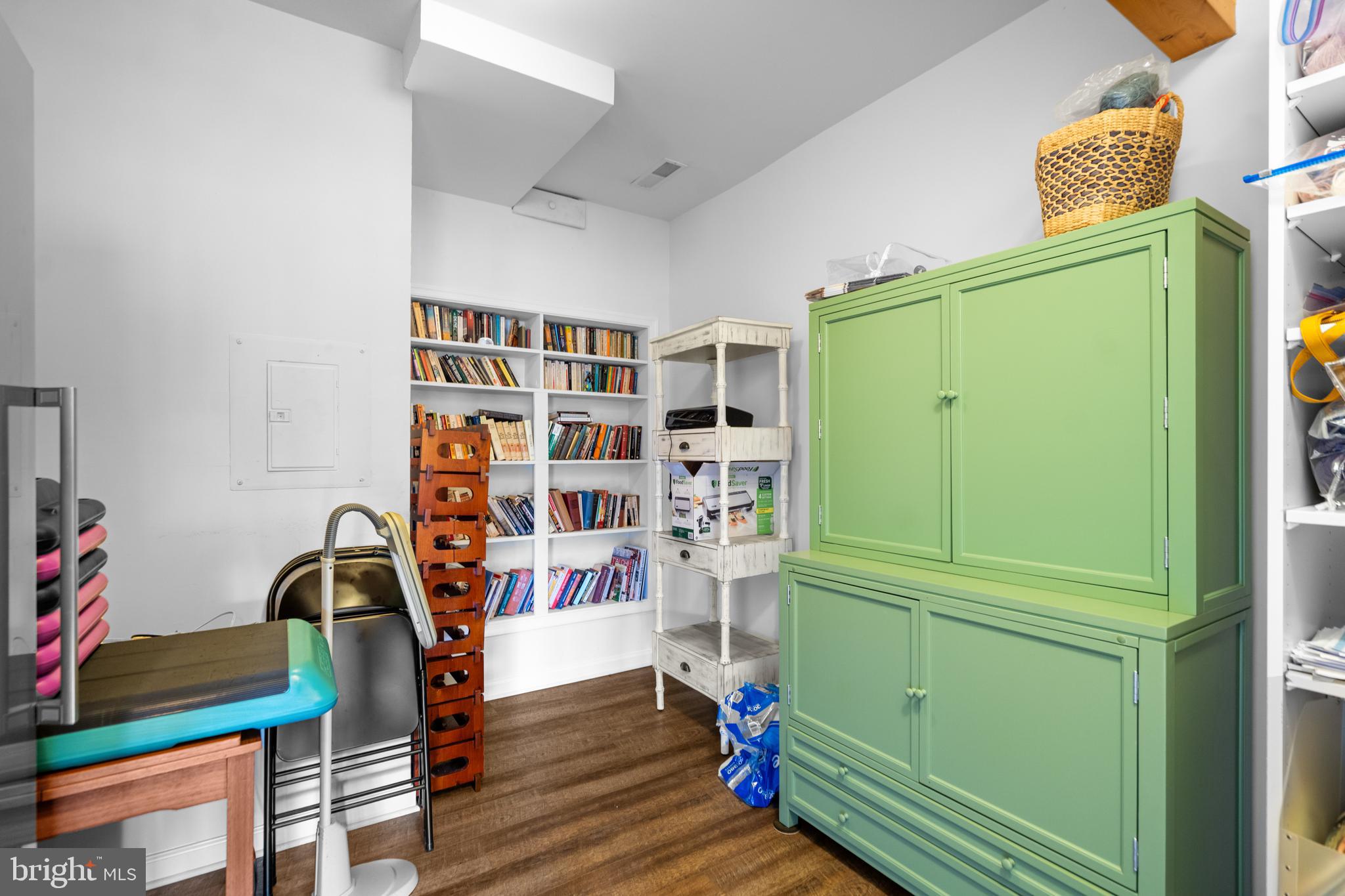 ROUND TOP ESTATES - Residential