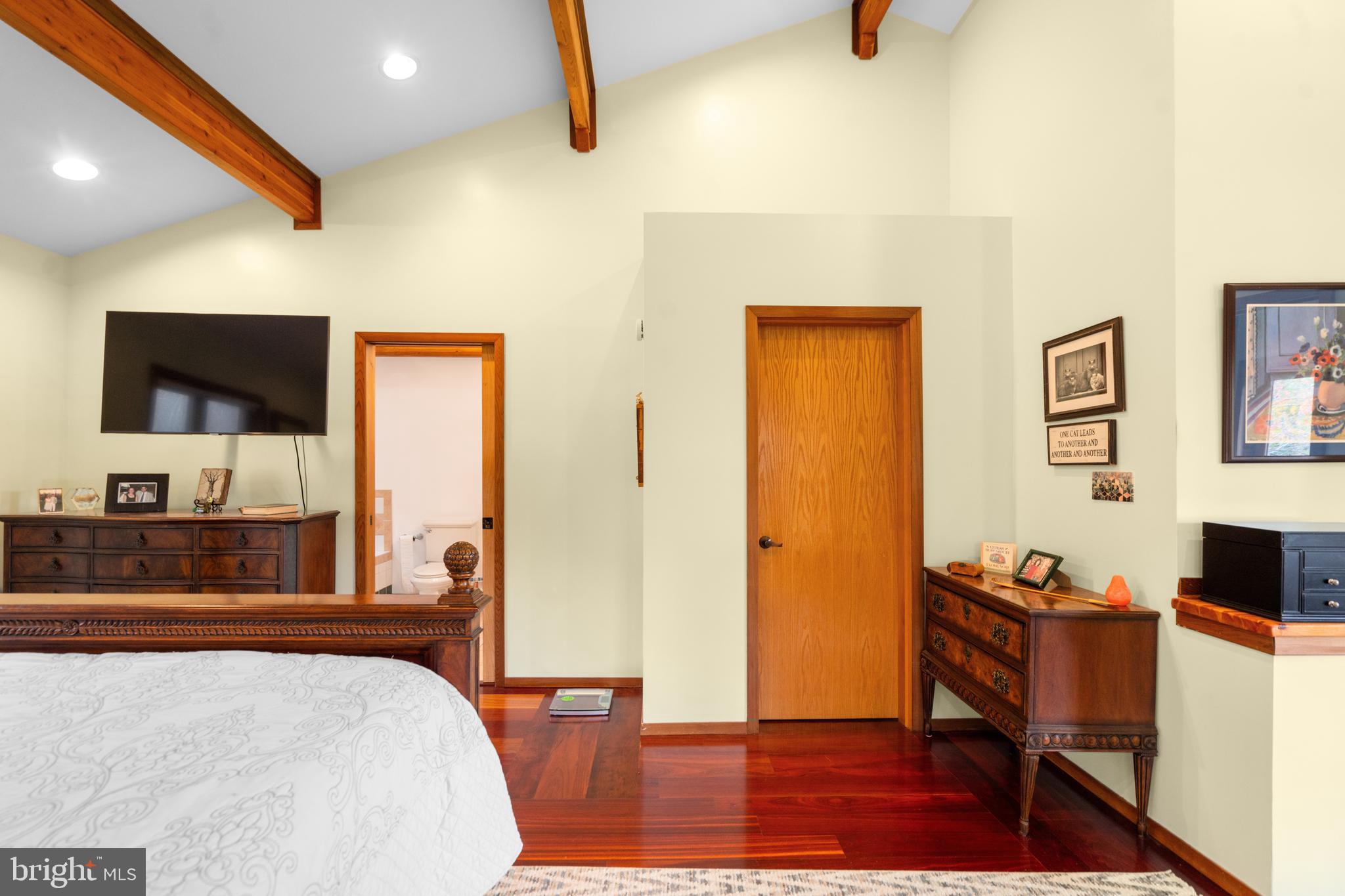 ROUND TOP ESTATES - Residential