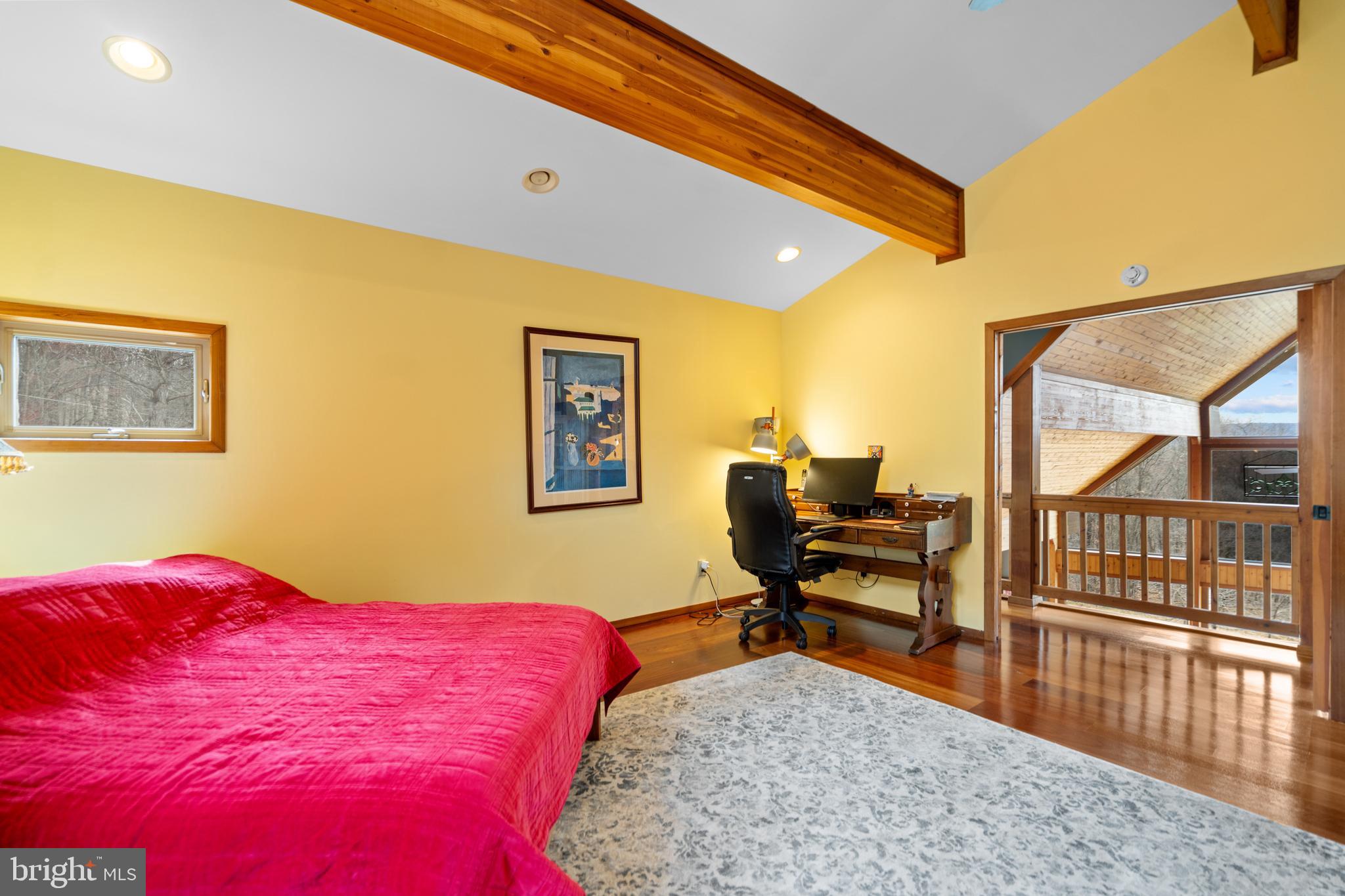 ROUND TOP ESTATES - Residential