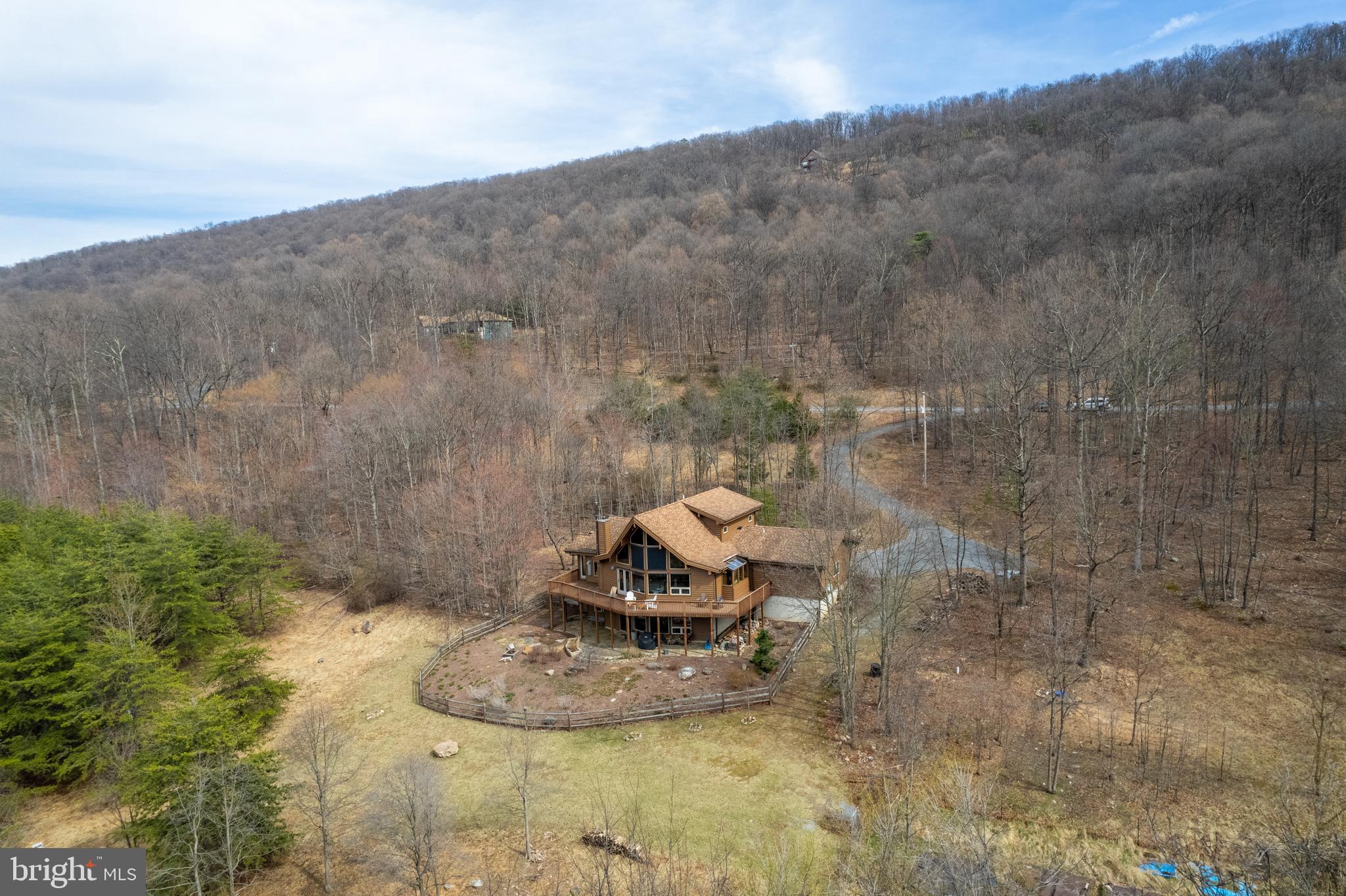 ROUND TOP ESTATES - Residential