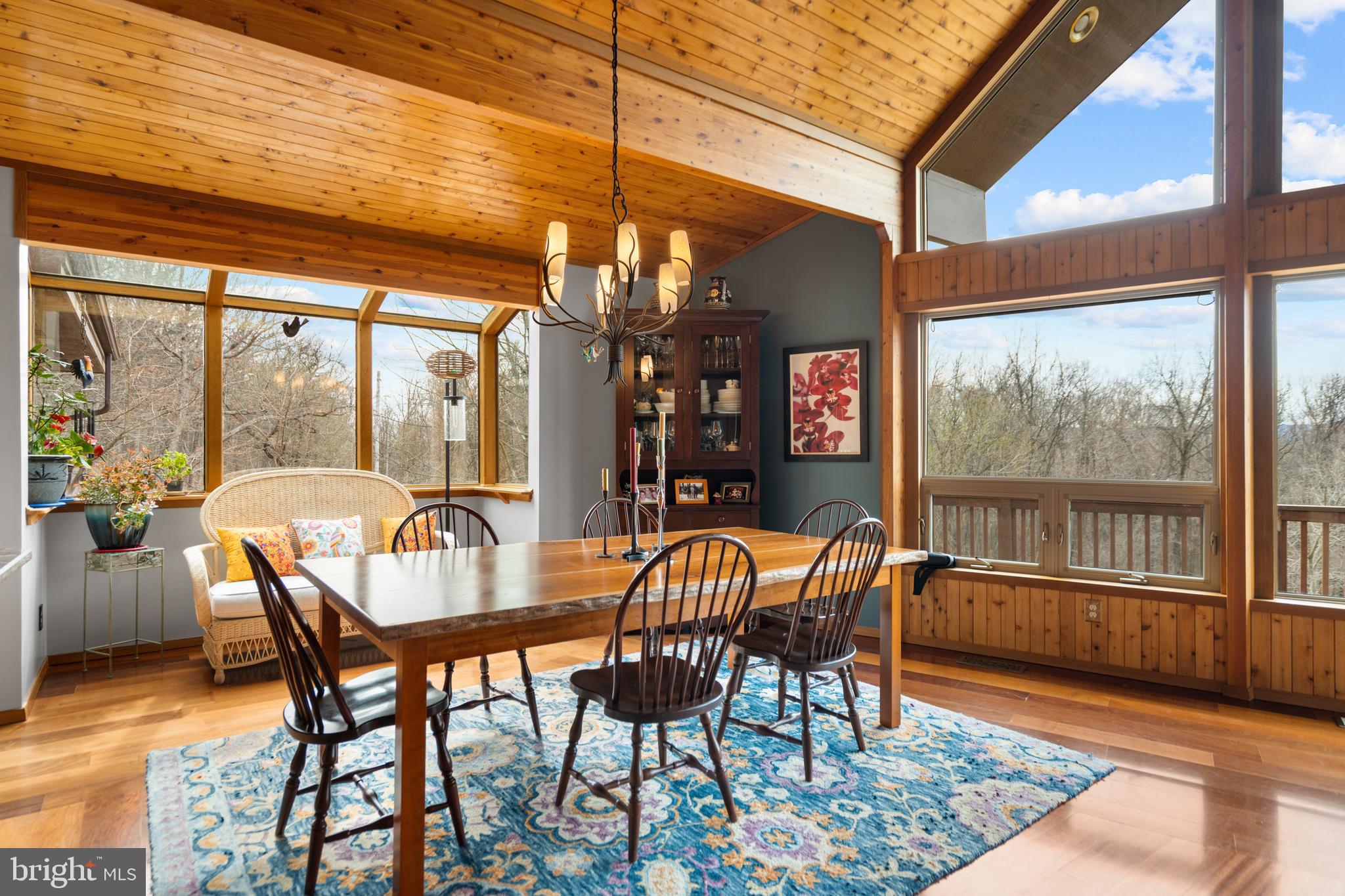 ROUND TOP ESTATES - Residential