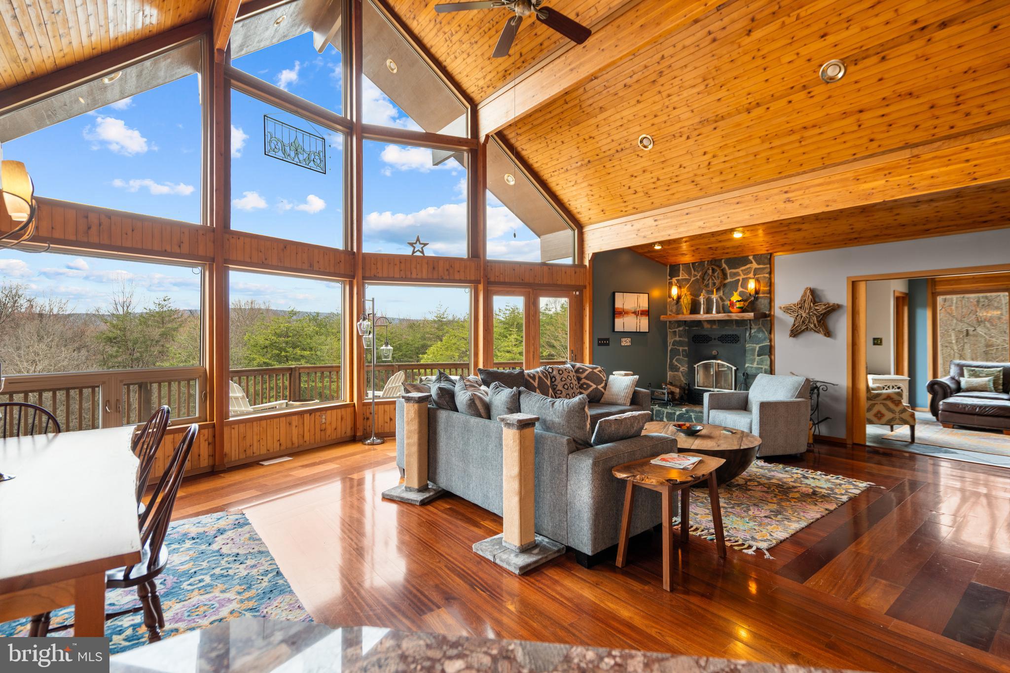 ROUND TOP ESTATES - Residential