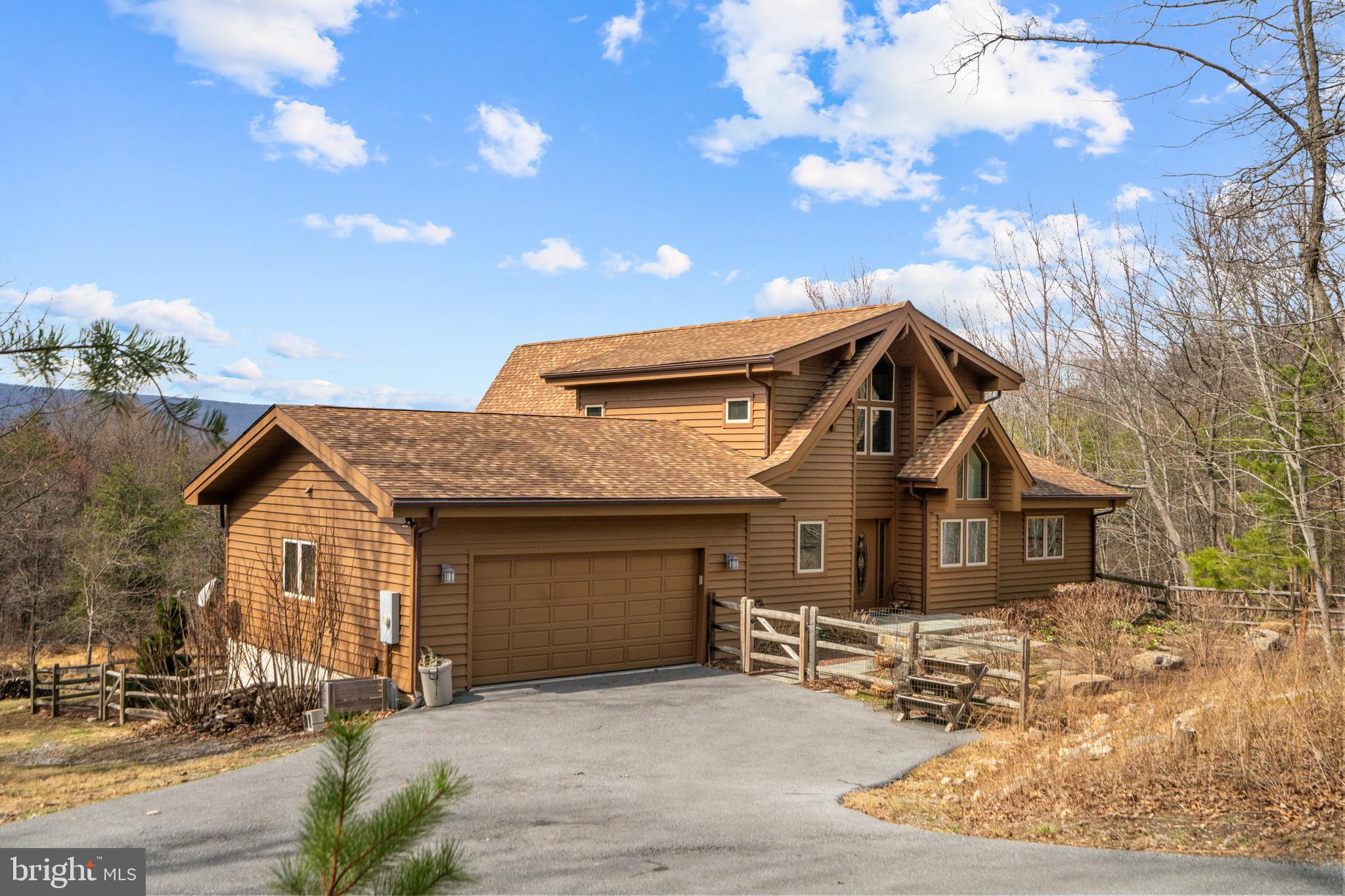 ROUND TOP ESTATES - Residential