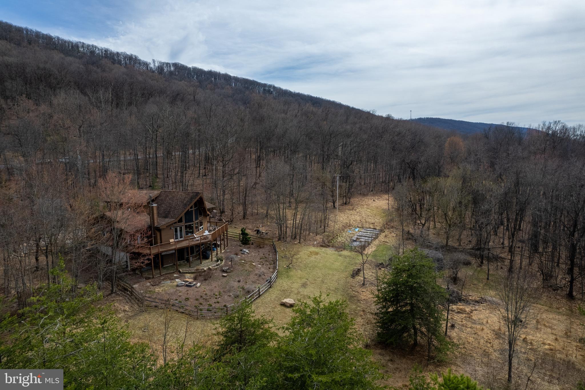 ROUND TOP ESTATES - Residential