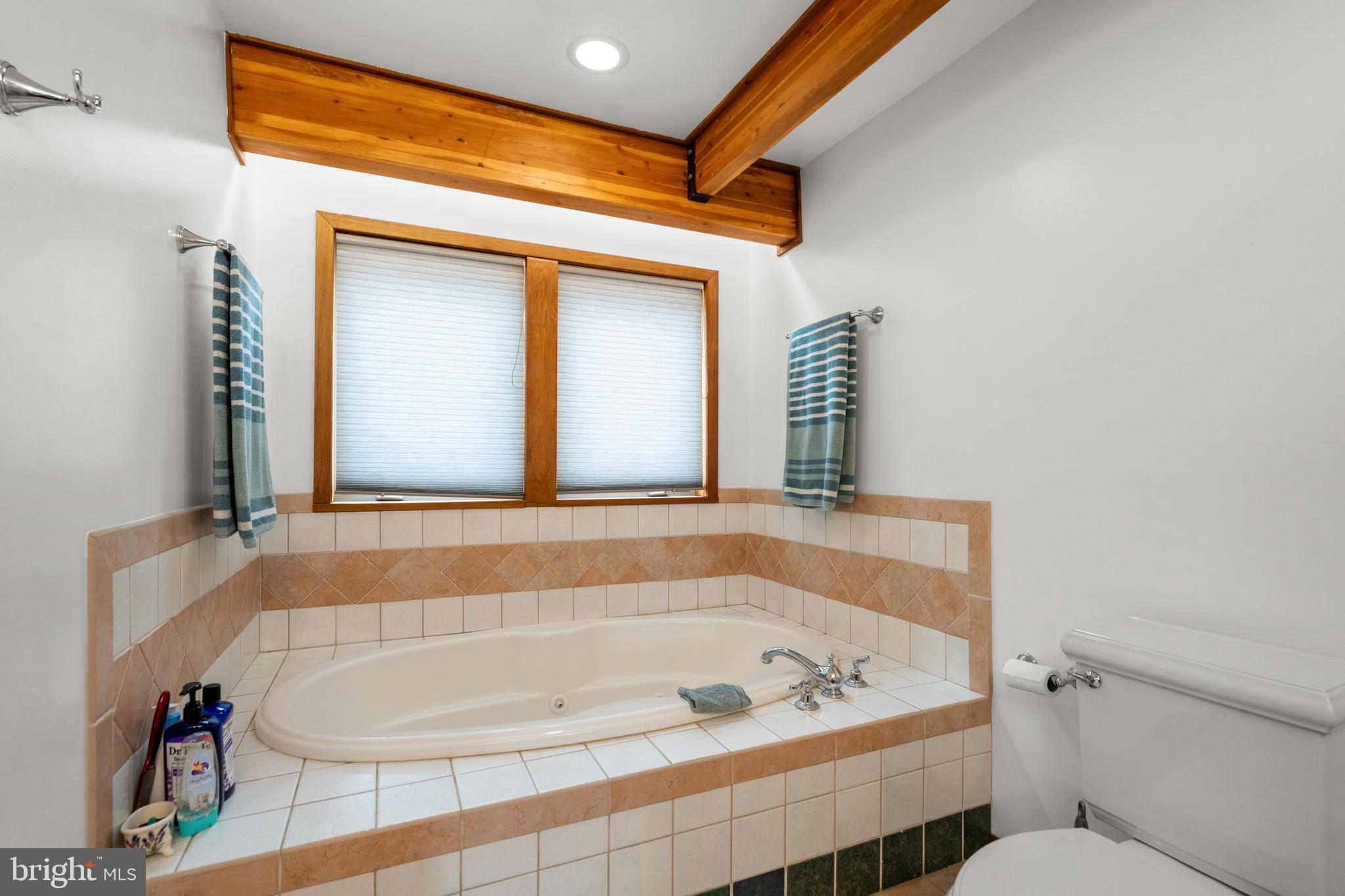 ROUND TOP ESTATES - Residential