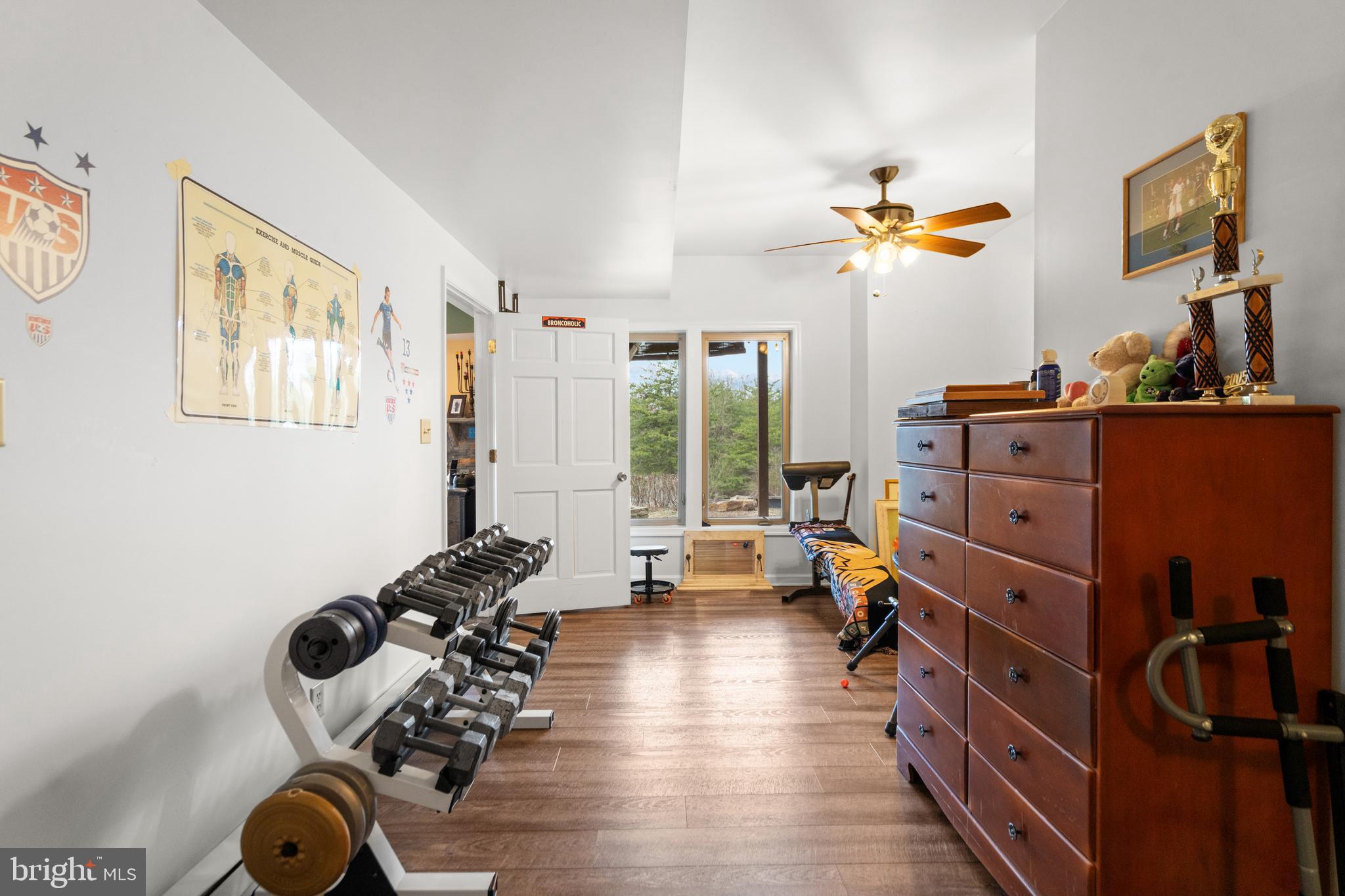 ROUND TOP ESTATES - Residential