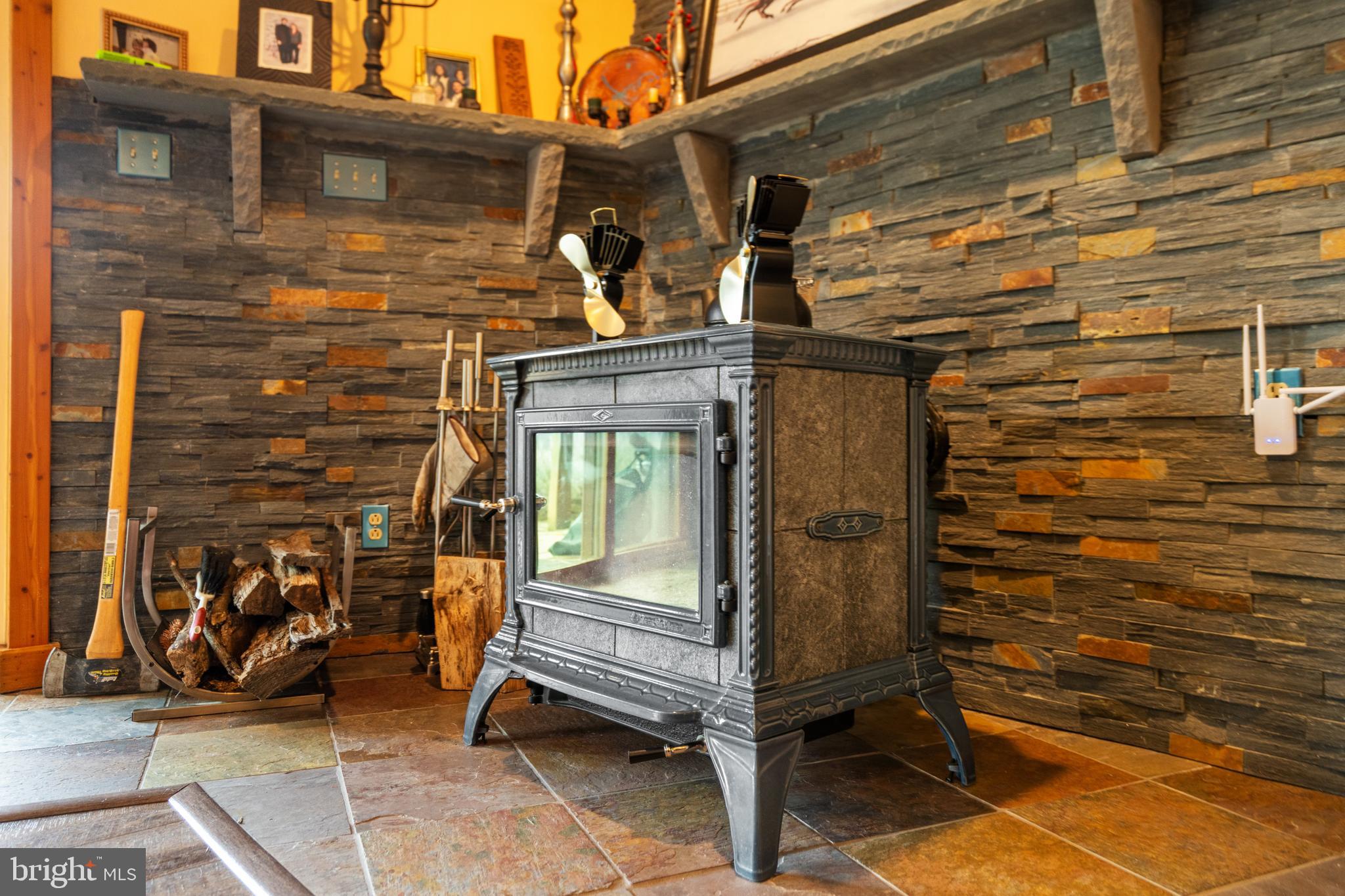 ROUND TOP ESTATES - Residential