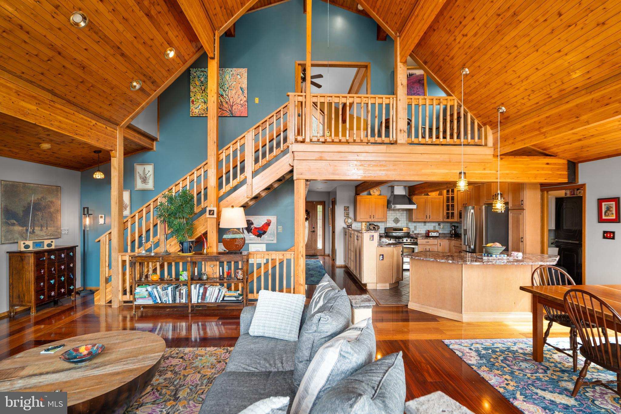 ROUND TOP ESTATES - Residential