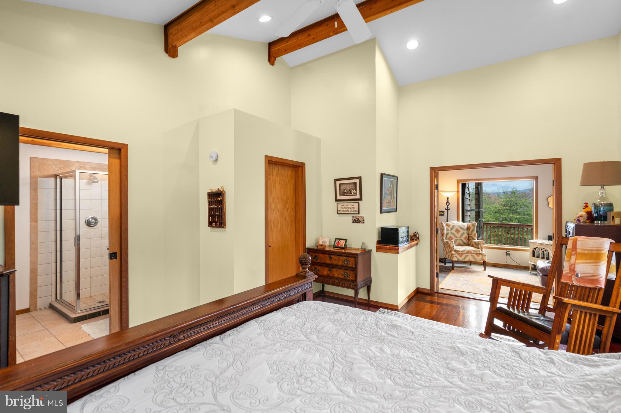 ROUND TOP ESTATES - Residential