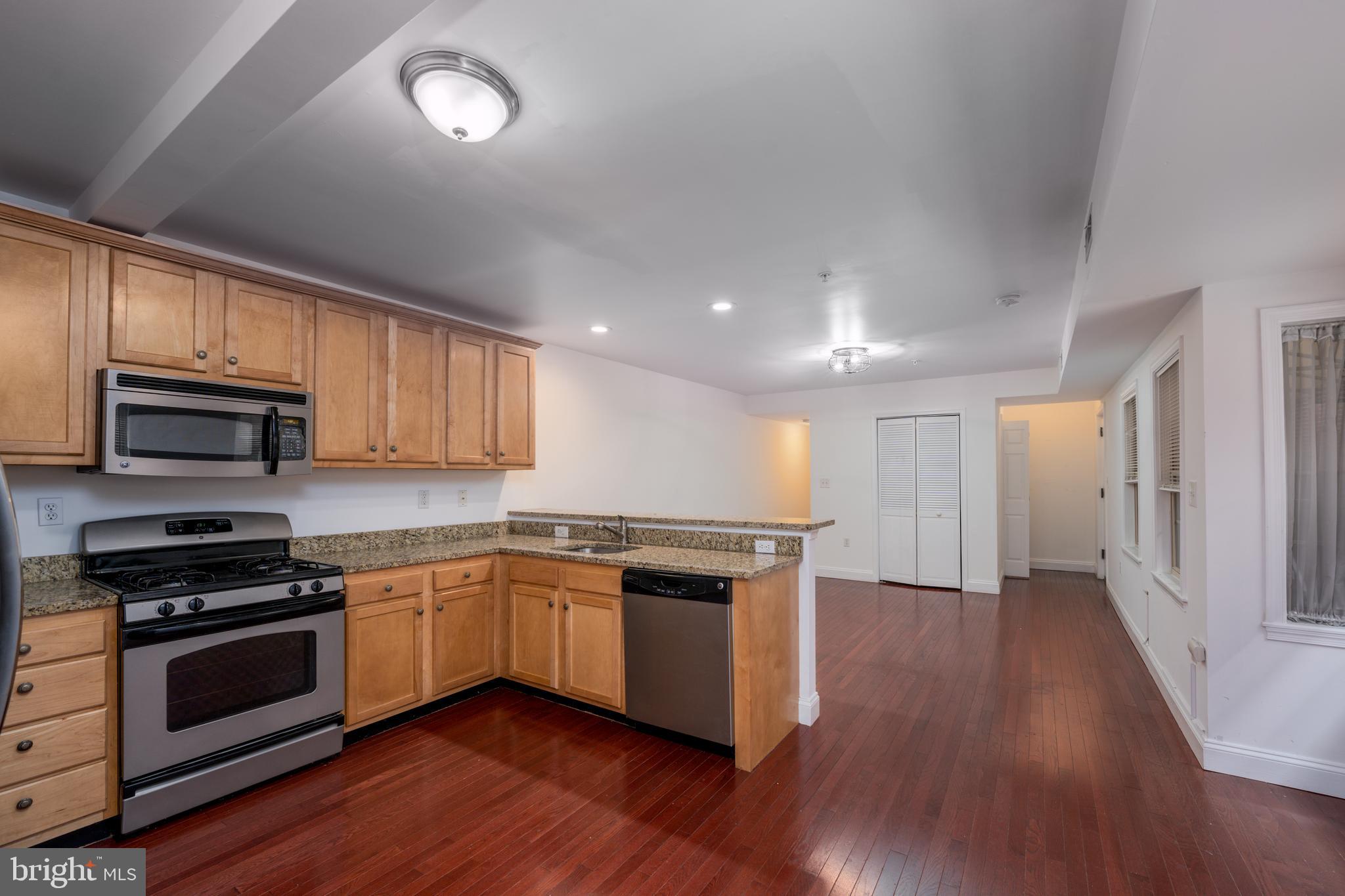 838 S BOND STREET 2