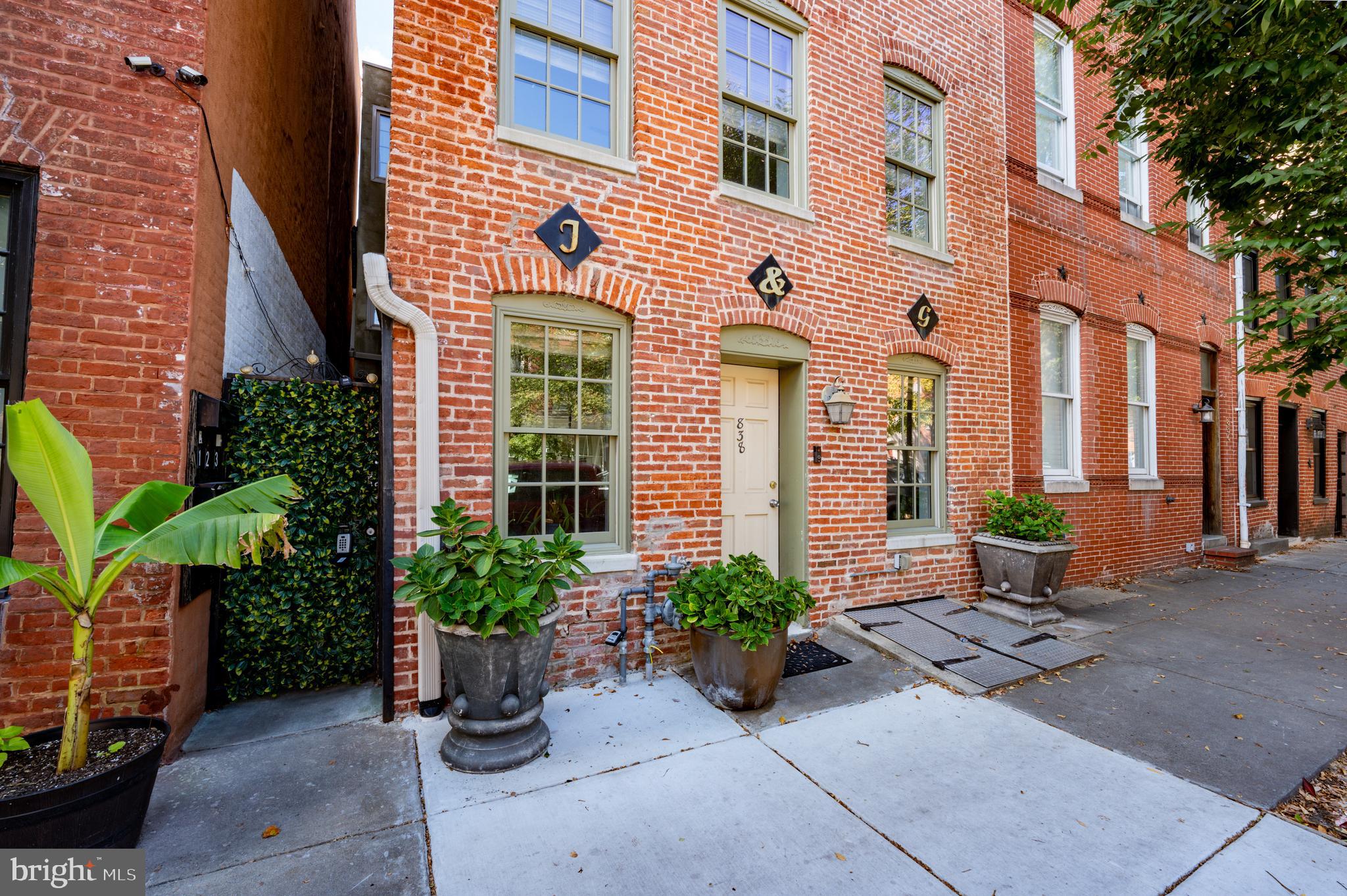 838 S BOND STREET 2