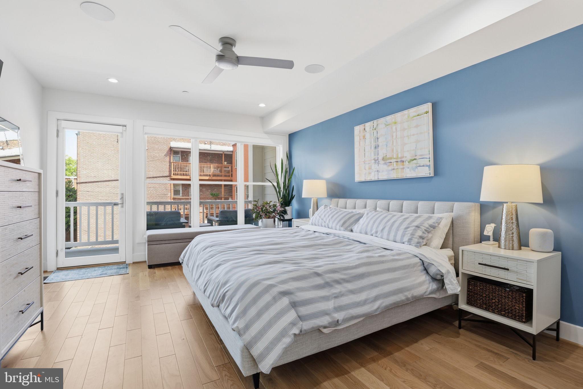 LOGAN CIRCLE - Residential