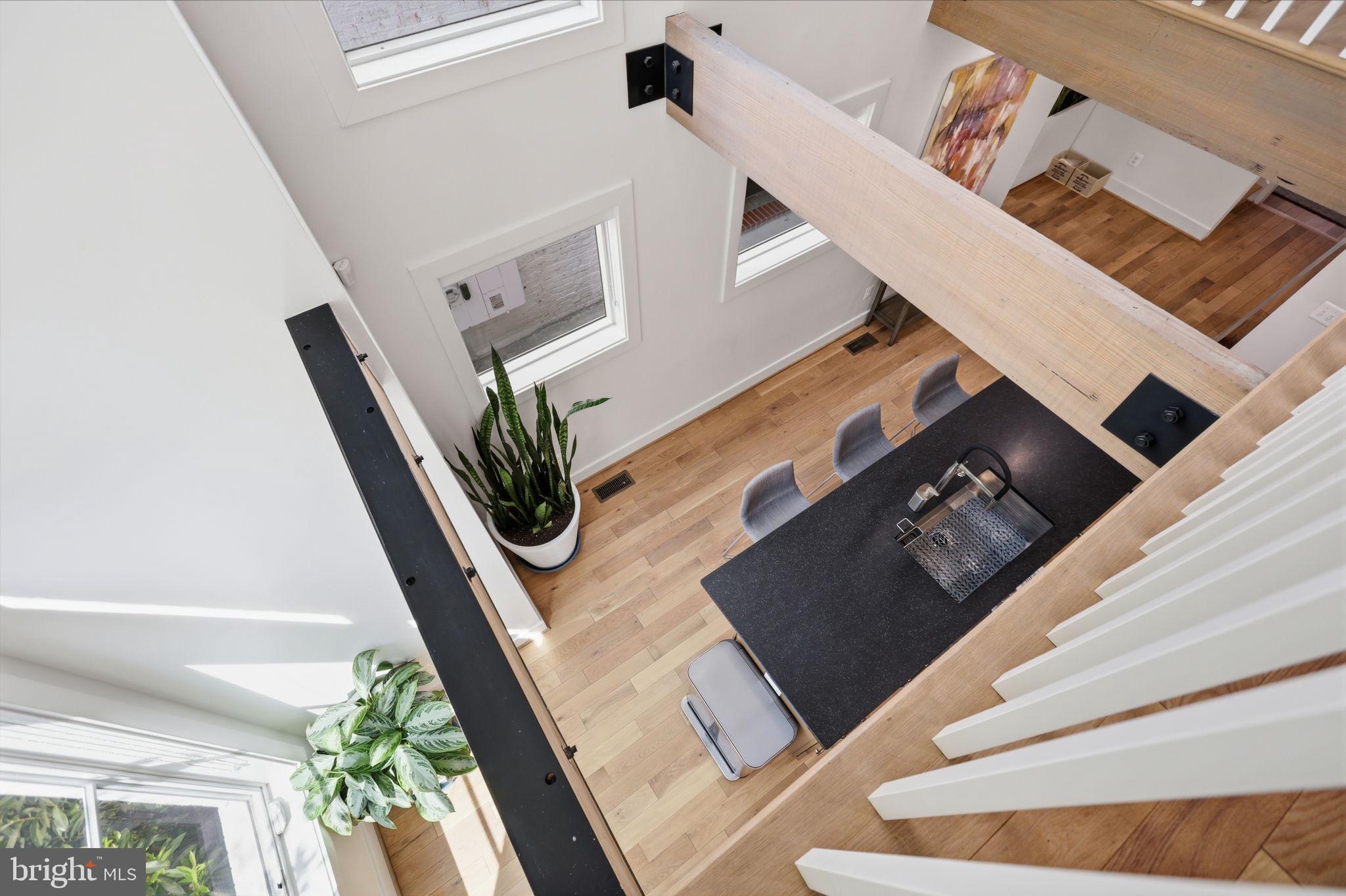 LOGAN CIRCLE - Residential