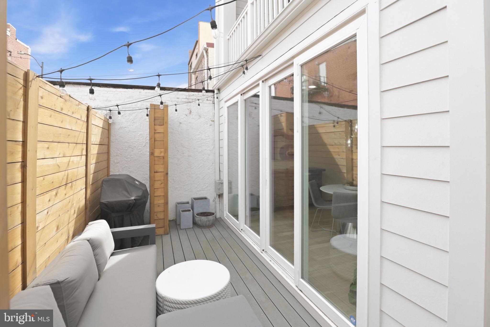 LOGAN CIRCLE - Residential