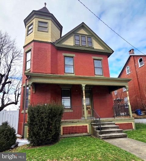 2600 KUTZTOWN ROAD READING PA 19605