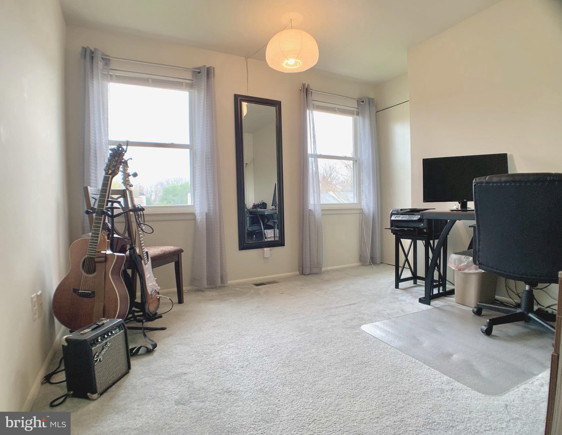 PERRYVALE - Residential