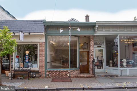 15 N UNION STREET LAMBERTVILLE NJ 08530