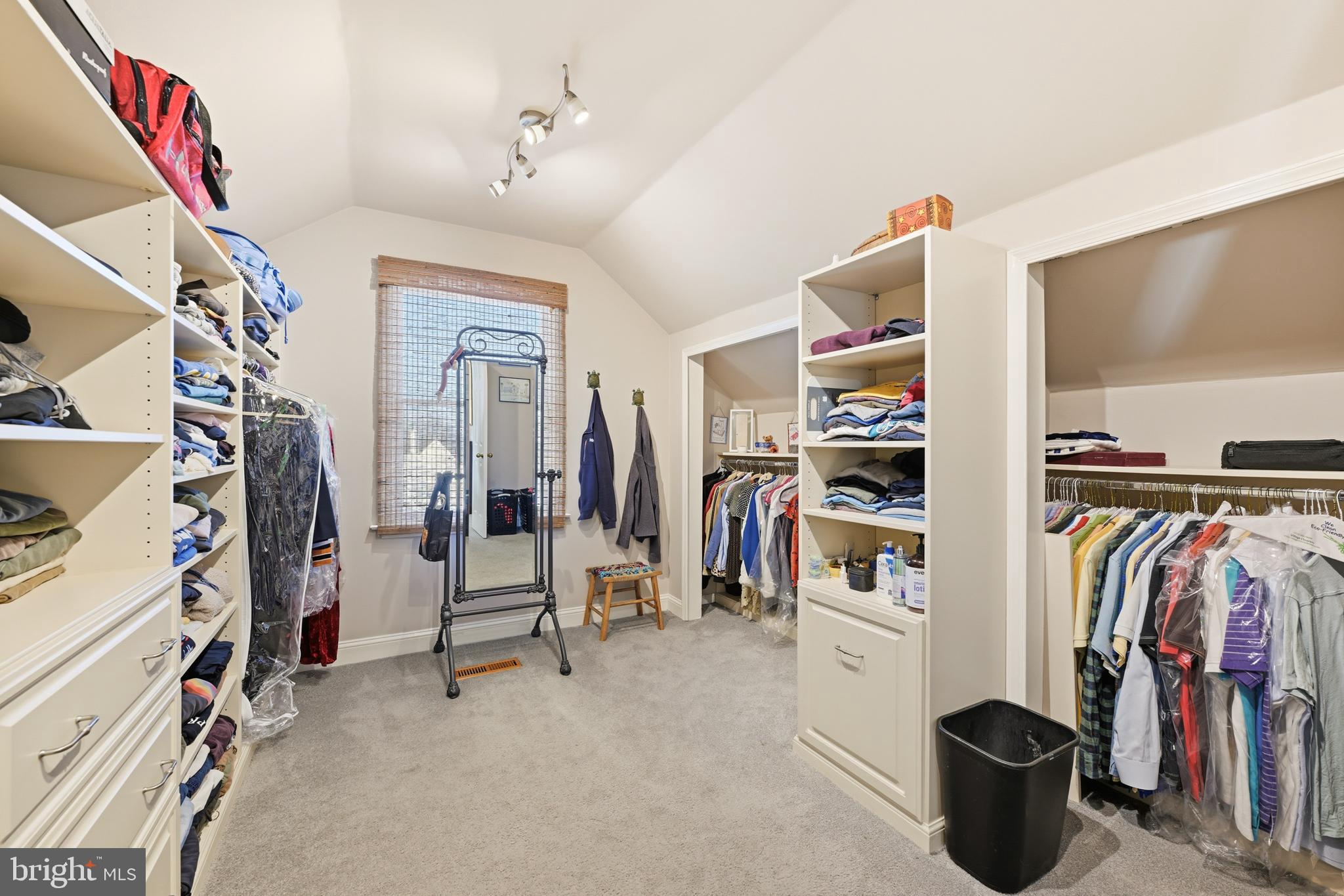 TIMBER VALLEY - Residential