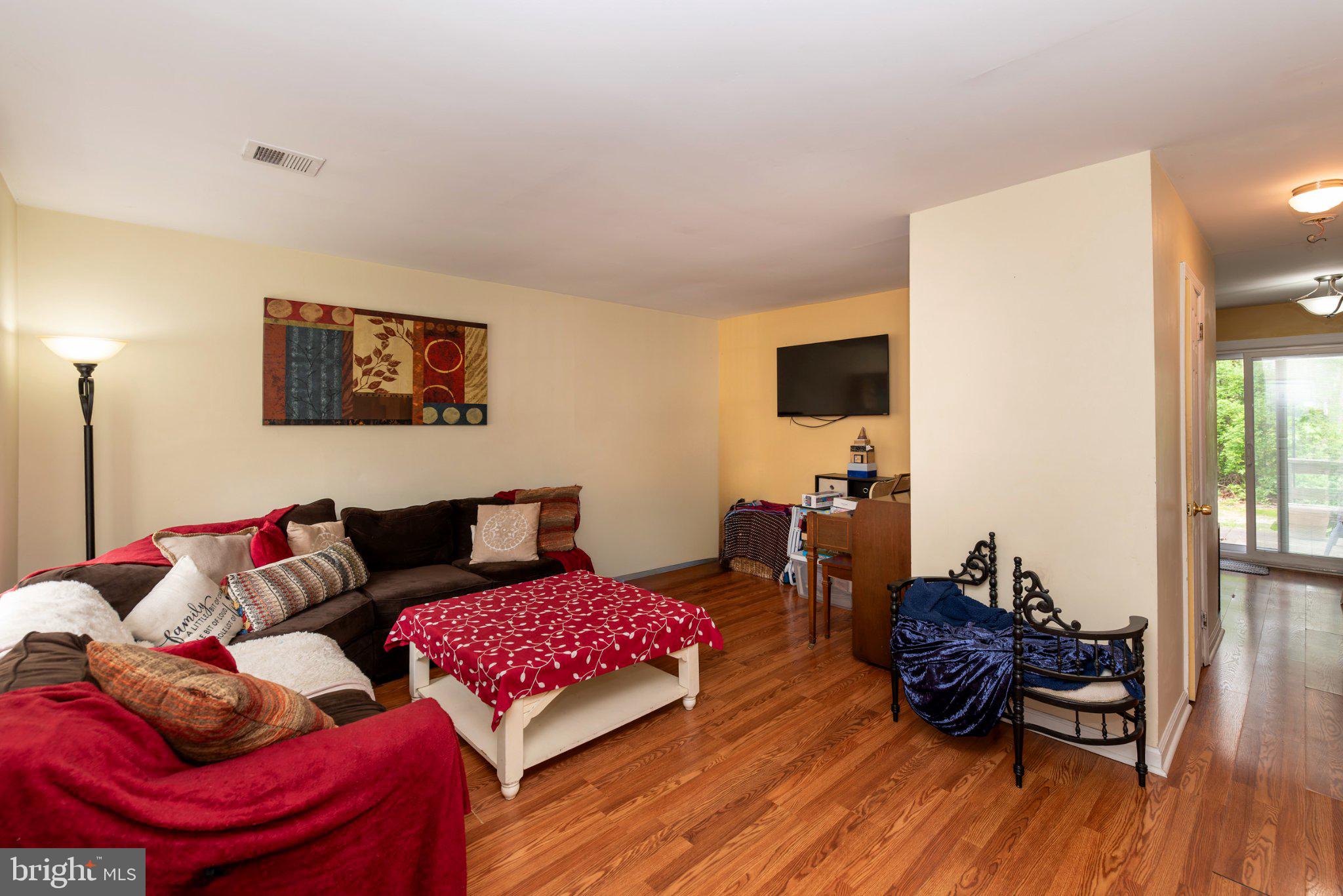 4411 YORKTOWN PLACE