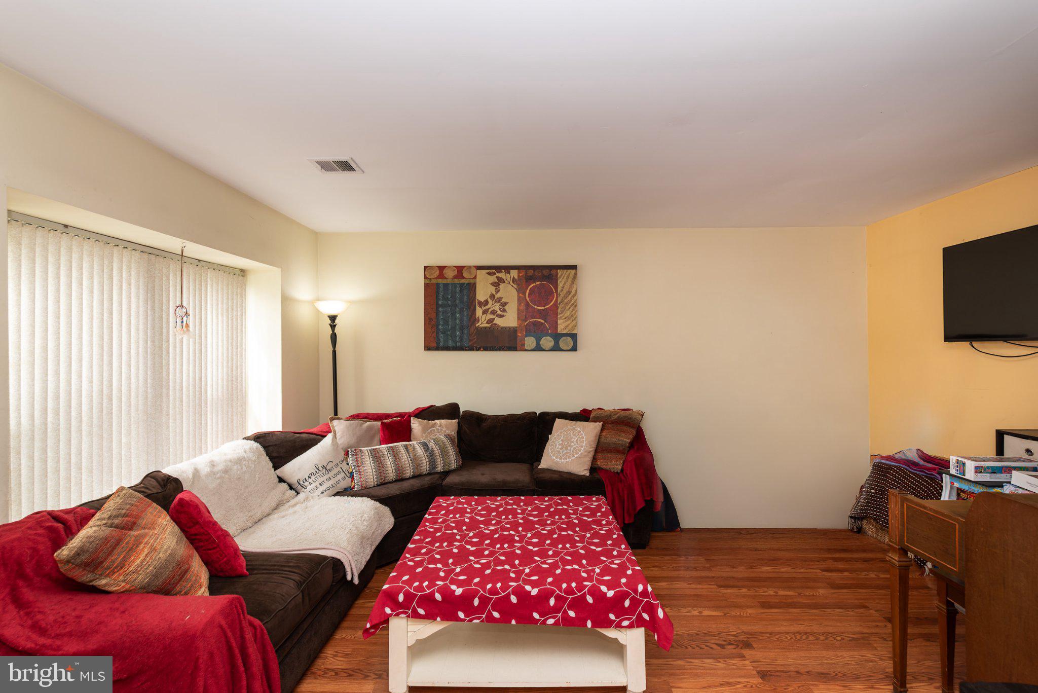 4411 YORKTOWN PLACE