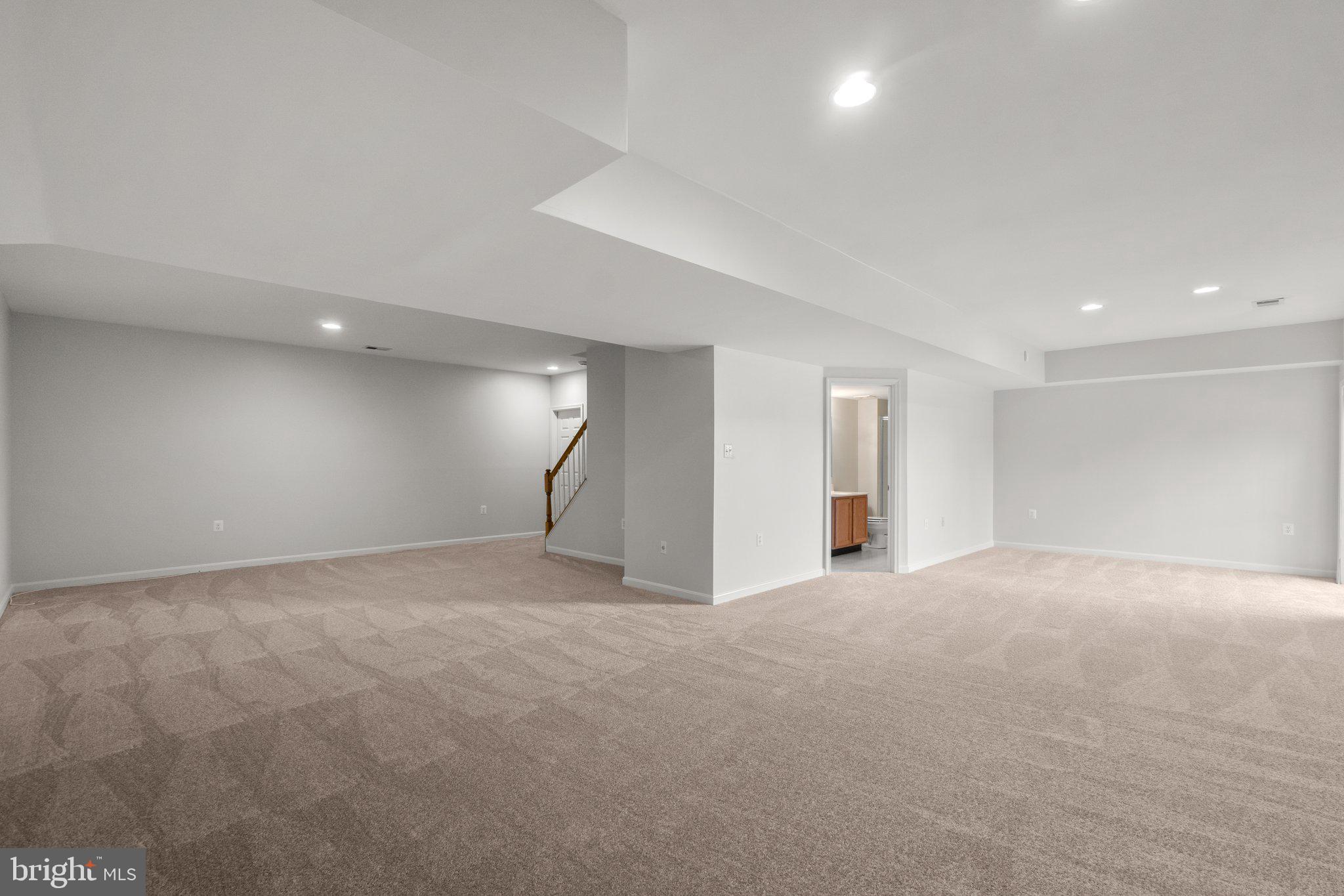 BRYNWOOD HILLS - Residential