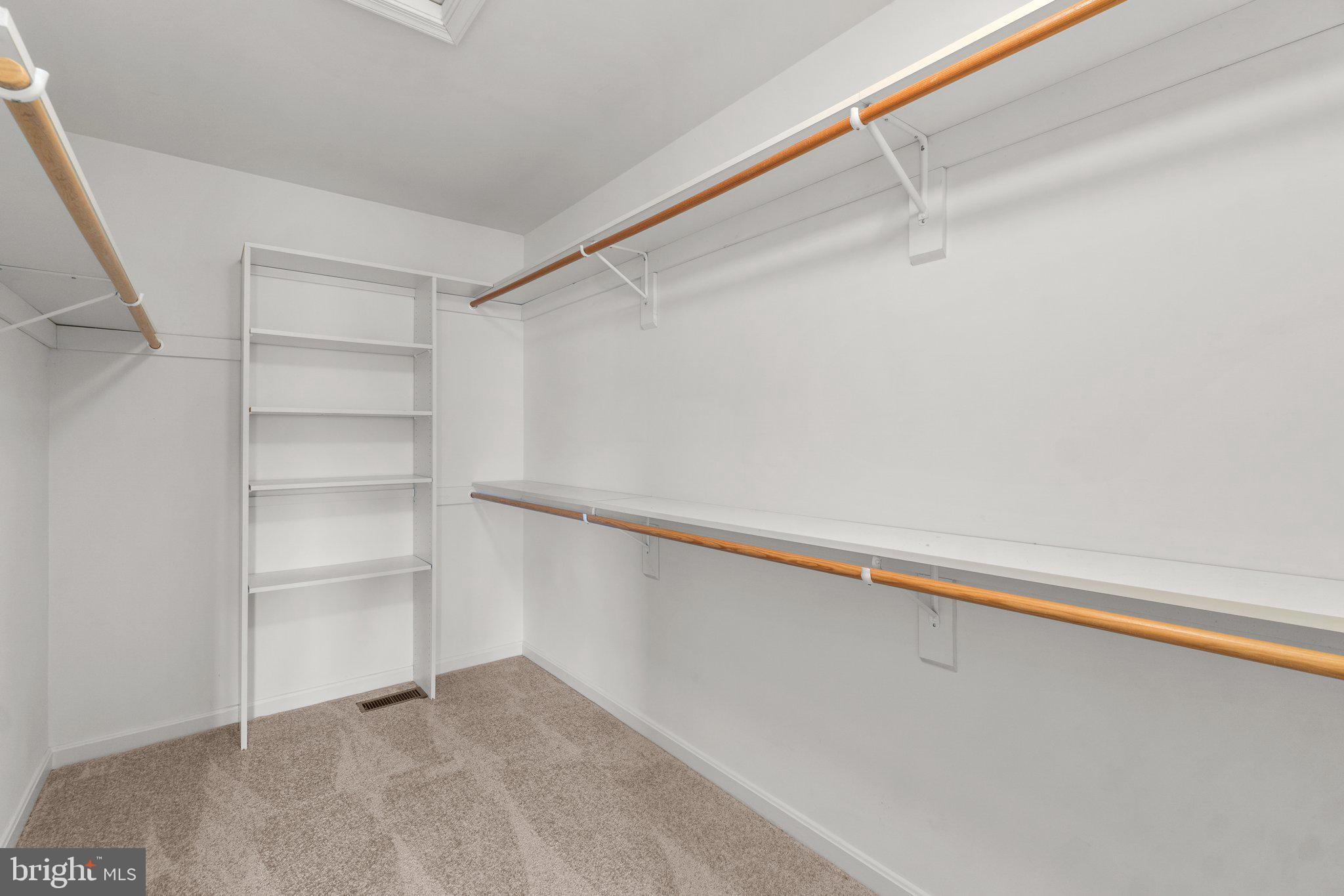 BRYNWOOD HILLS - Residential