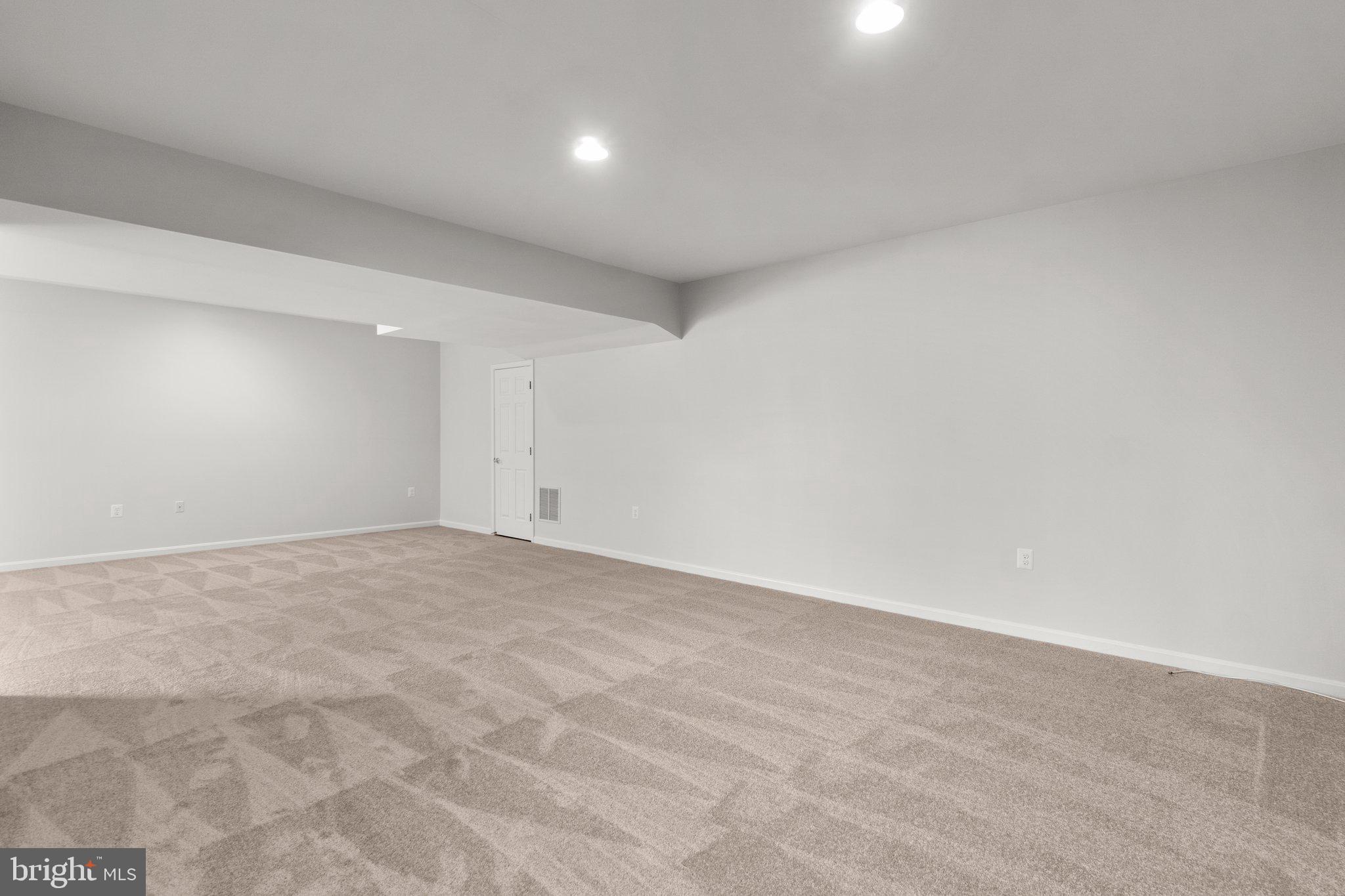 BRYNWOOD HILLS - Residential