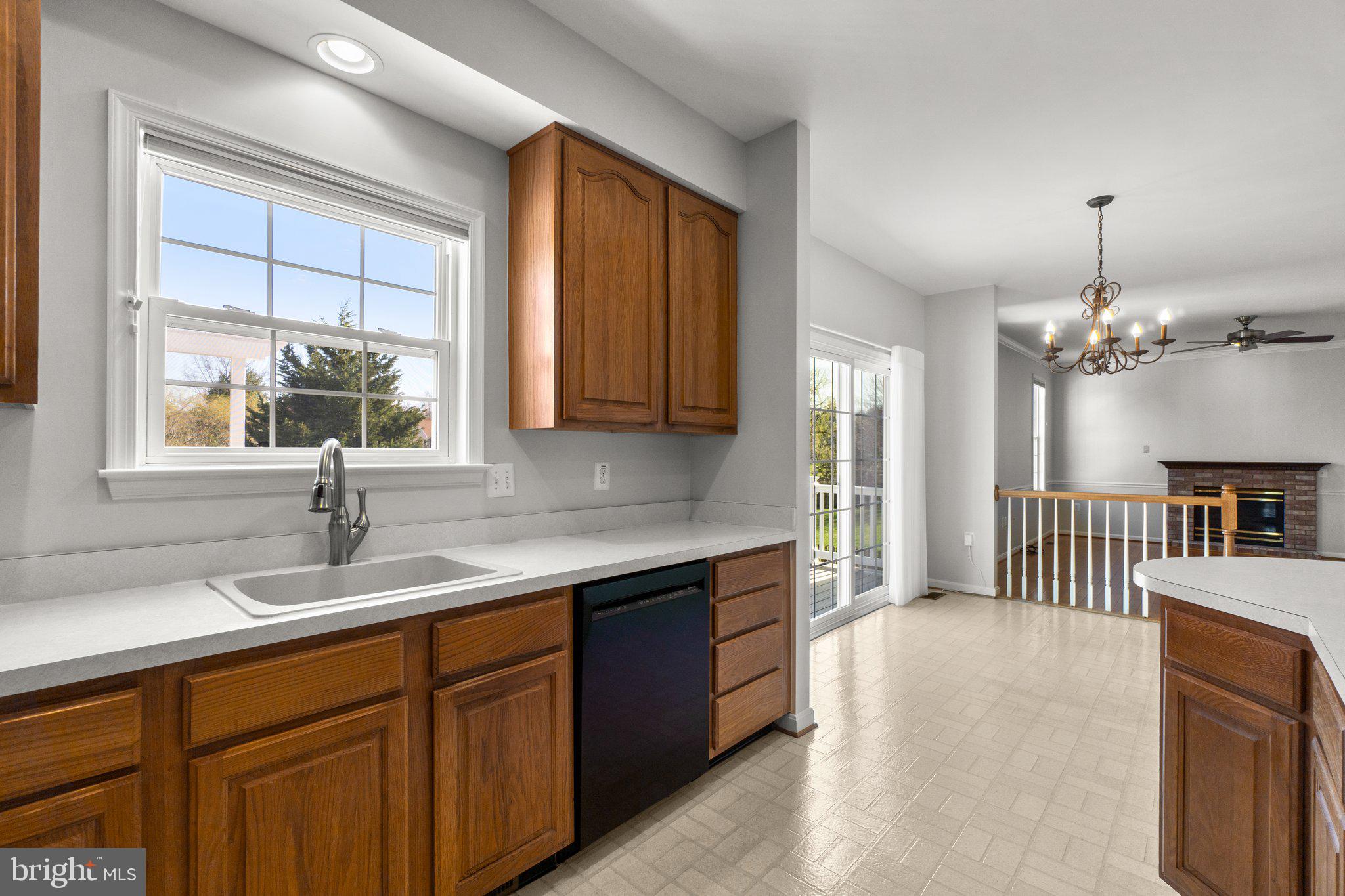 BRYNWOOD HILLS - Residential