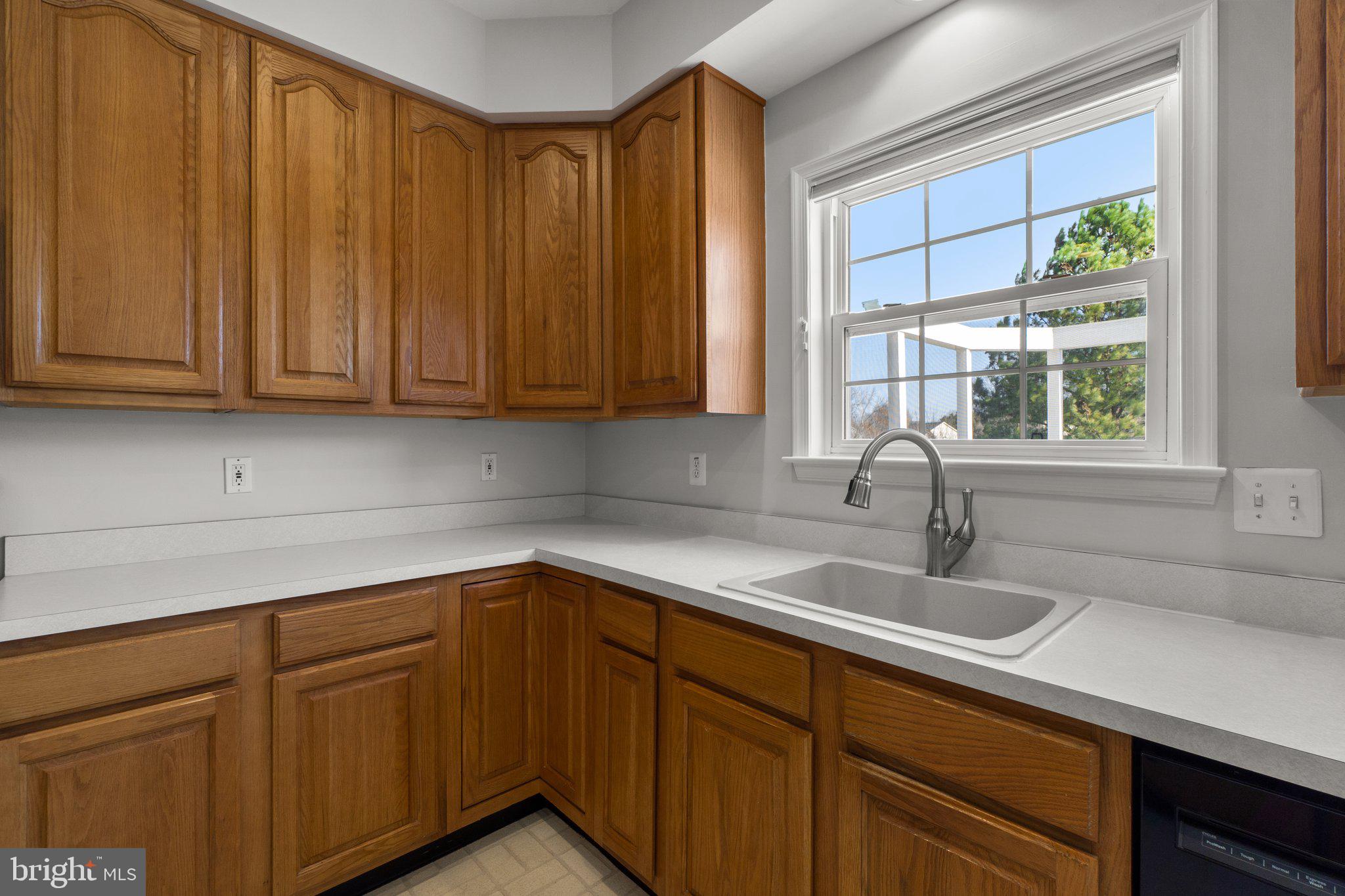 BRYNWOOD HILLS - Residential