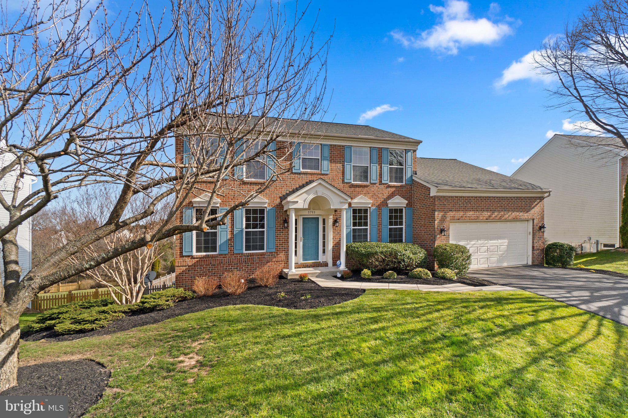 BRYNWOOD HILLS - Residential