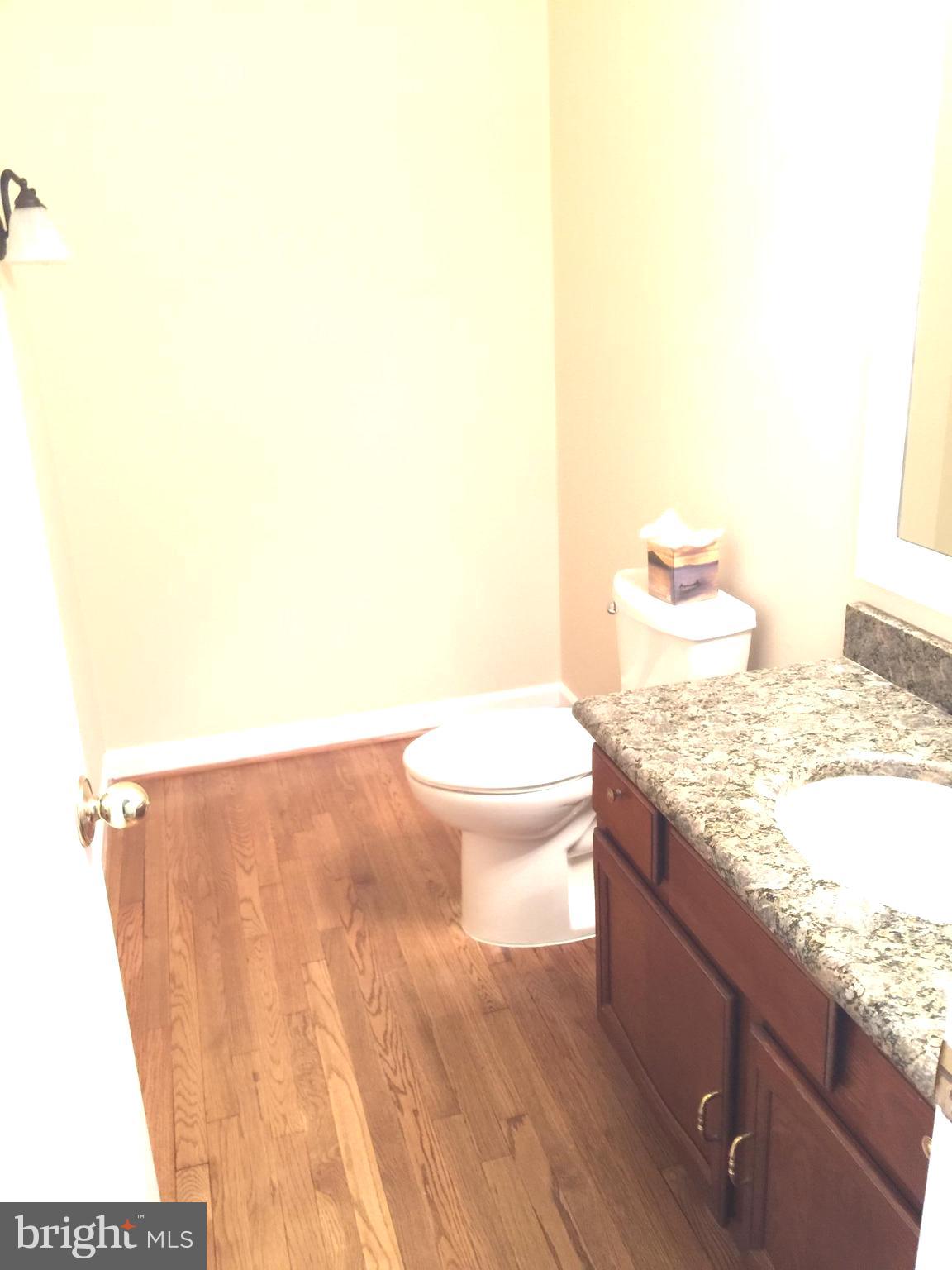 PT ROCKVILLE OUT RES. 3 - Residential Lease