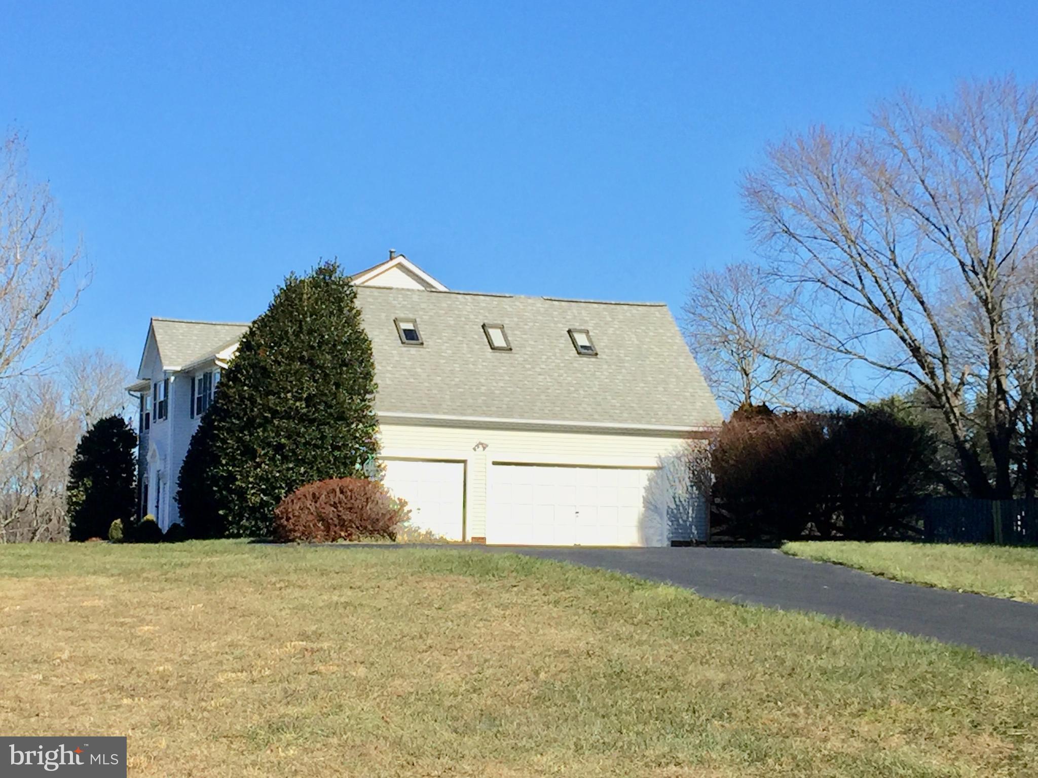 PT ROCKVILLE OUT RES. 3 - Residential Lease