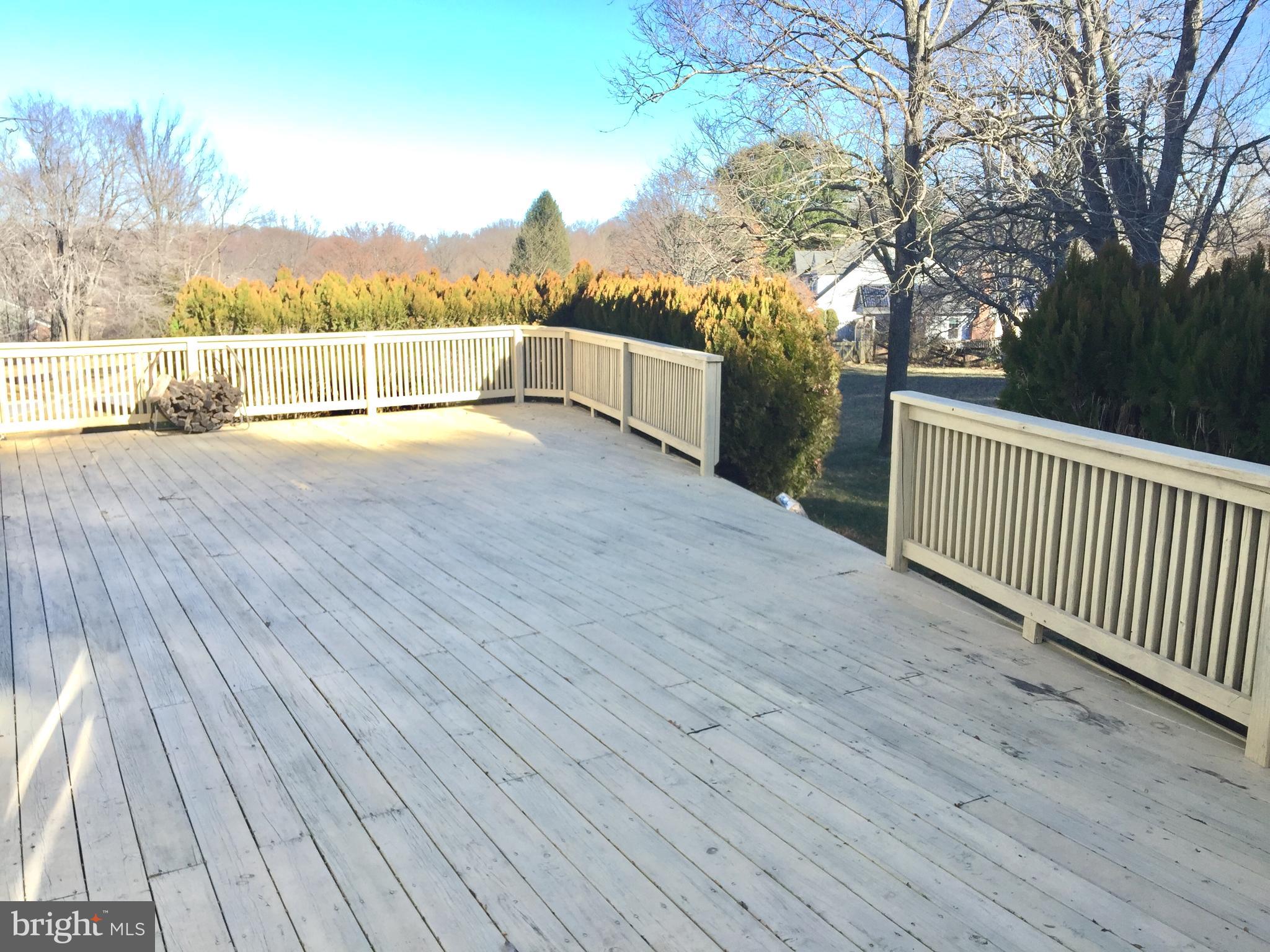 PT ROCKVILLE OUT RES. 3 - Residential Lease