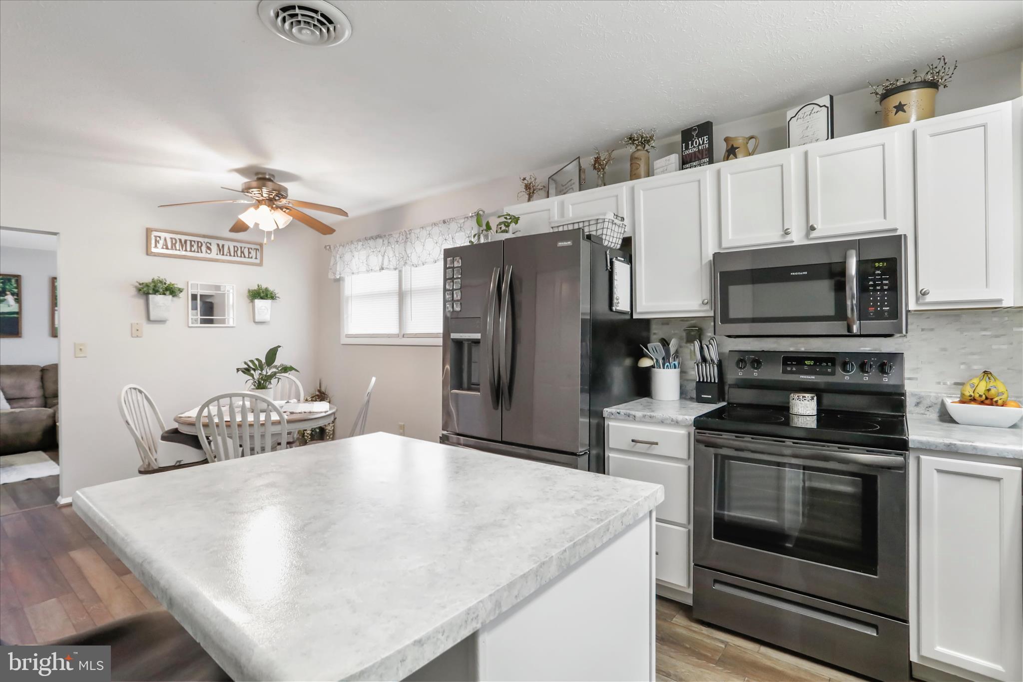 QUAIL VALLEY - Residential