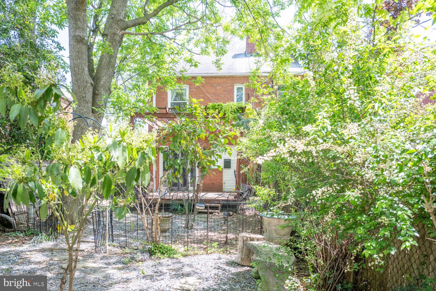 PENROSE - Residential Lease