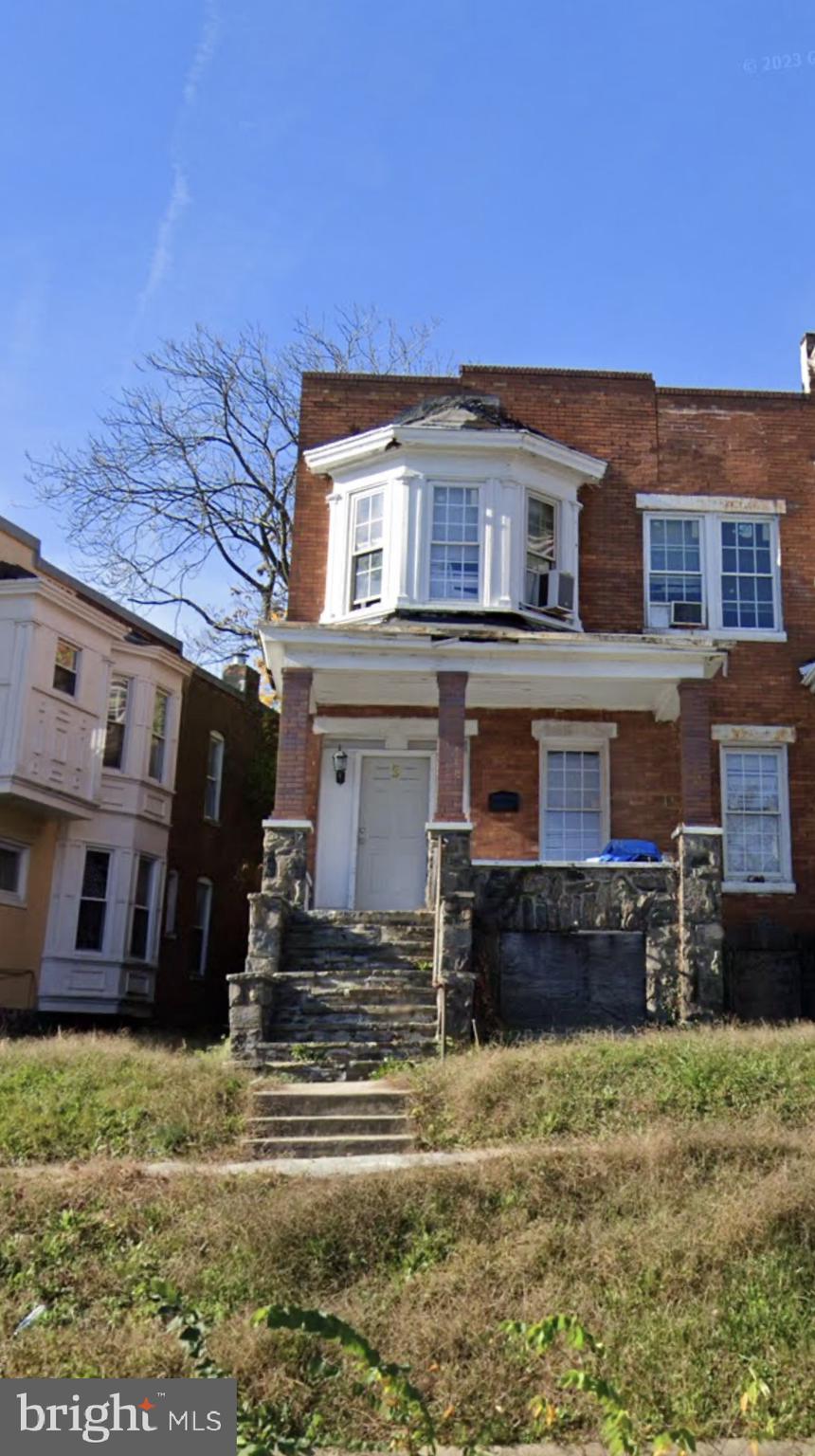 PARK CIRCLE - Residential