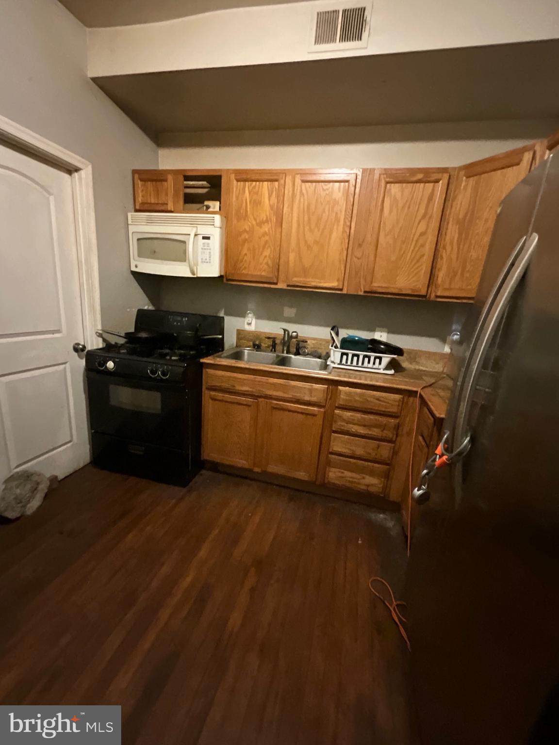 PARK CIRCLE - Residential