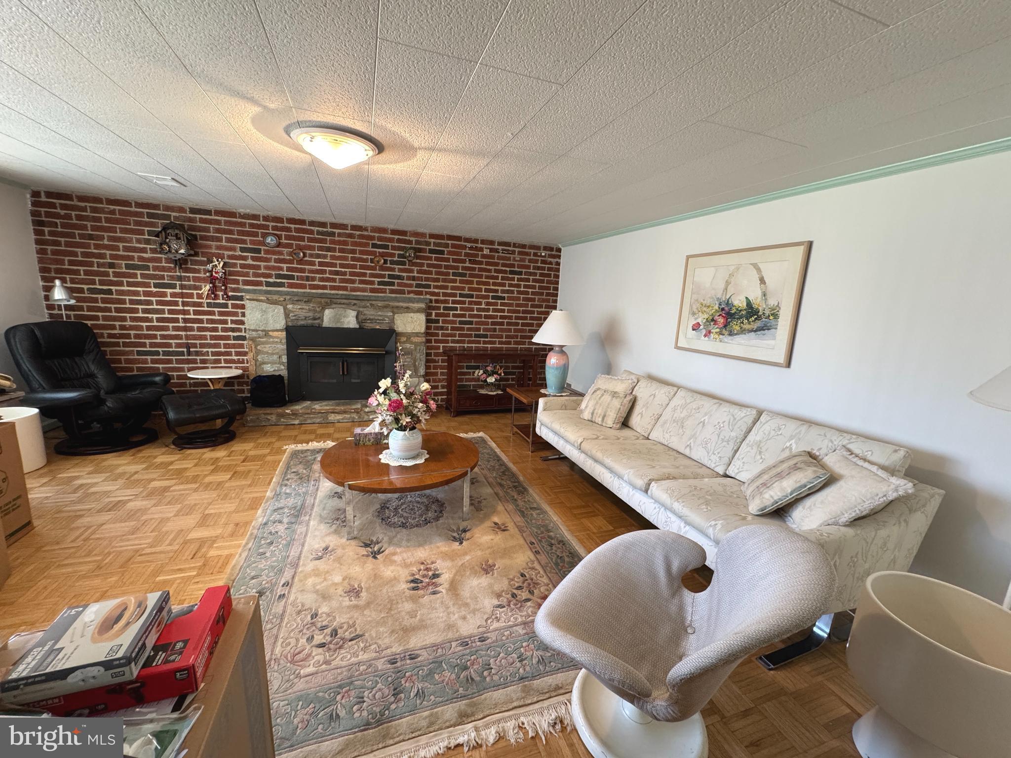 MILLBROOK - Residential