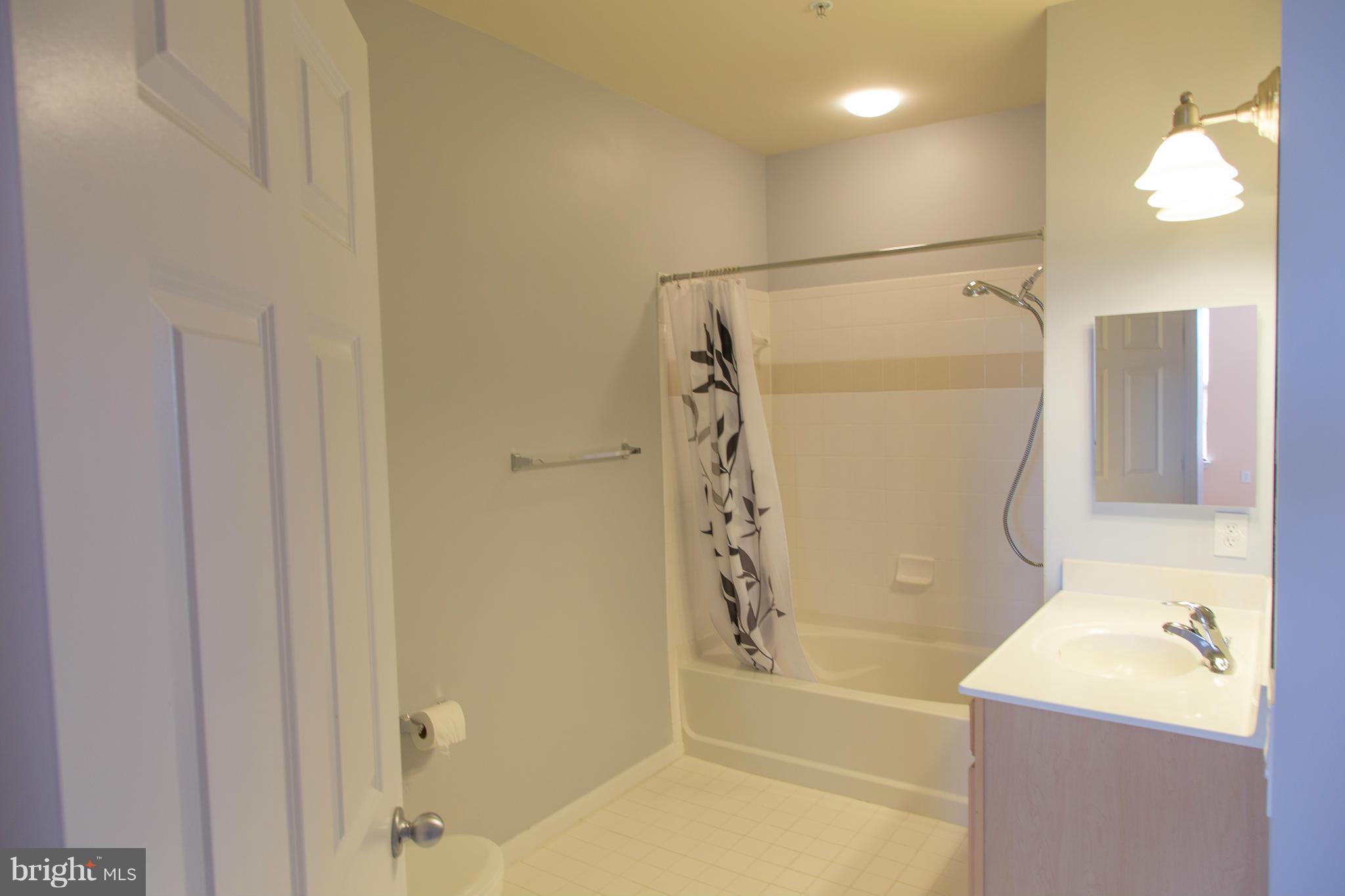 GROVE AT ARLINGTON - Residential Lease