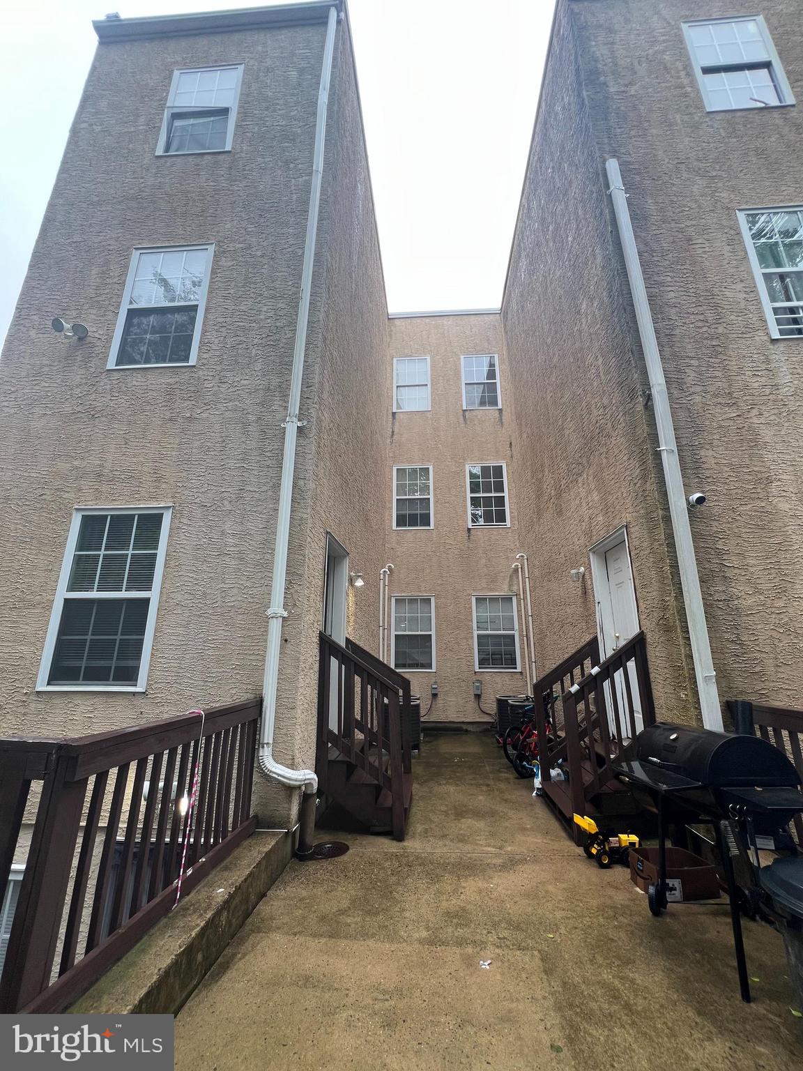 2014 N 20TH STREET